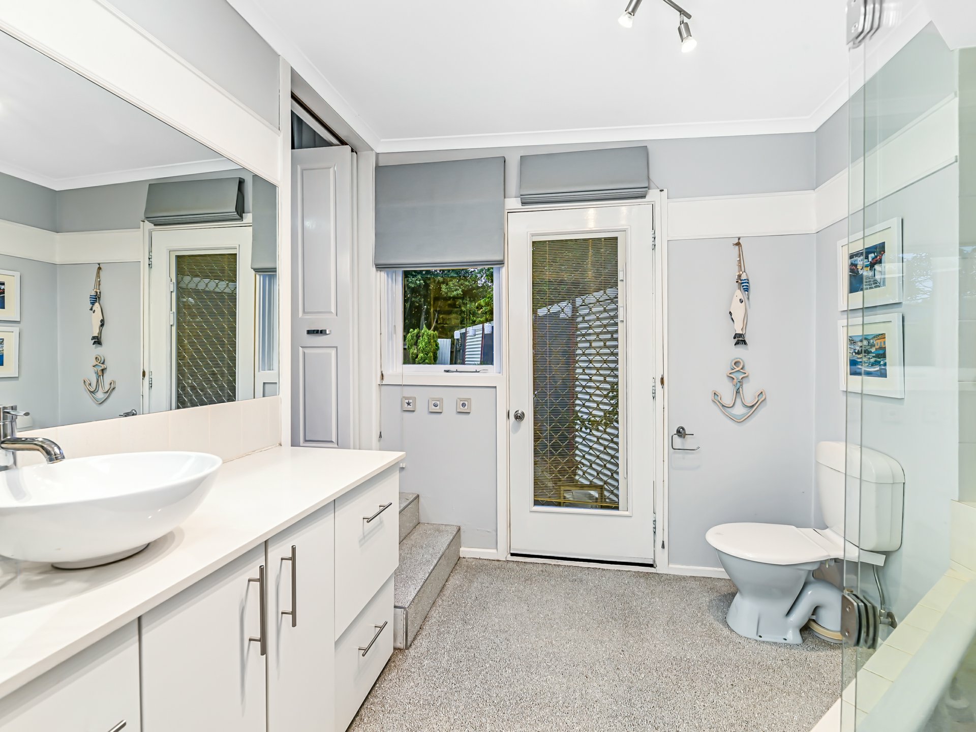 6 Robin Court — photo 12 of 18