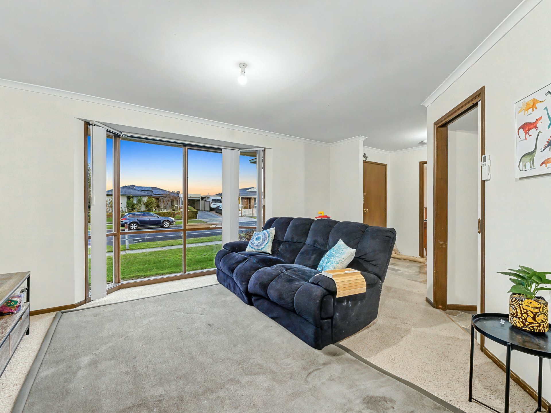 60 Balmoral Way — photo 5 of 14