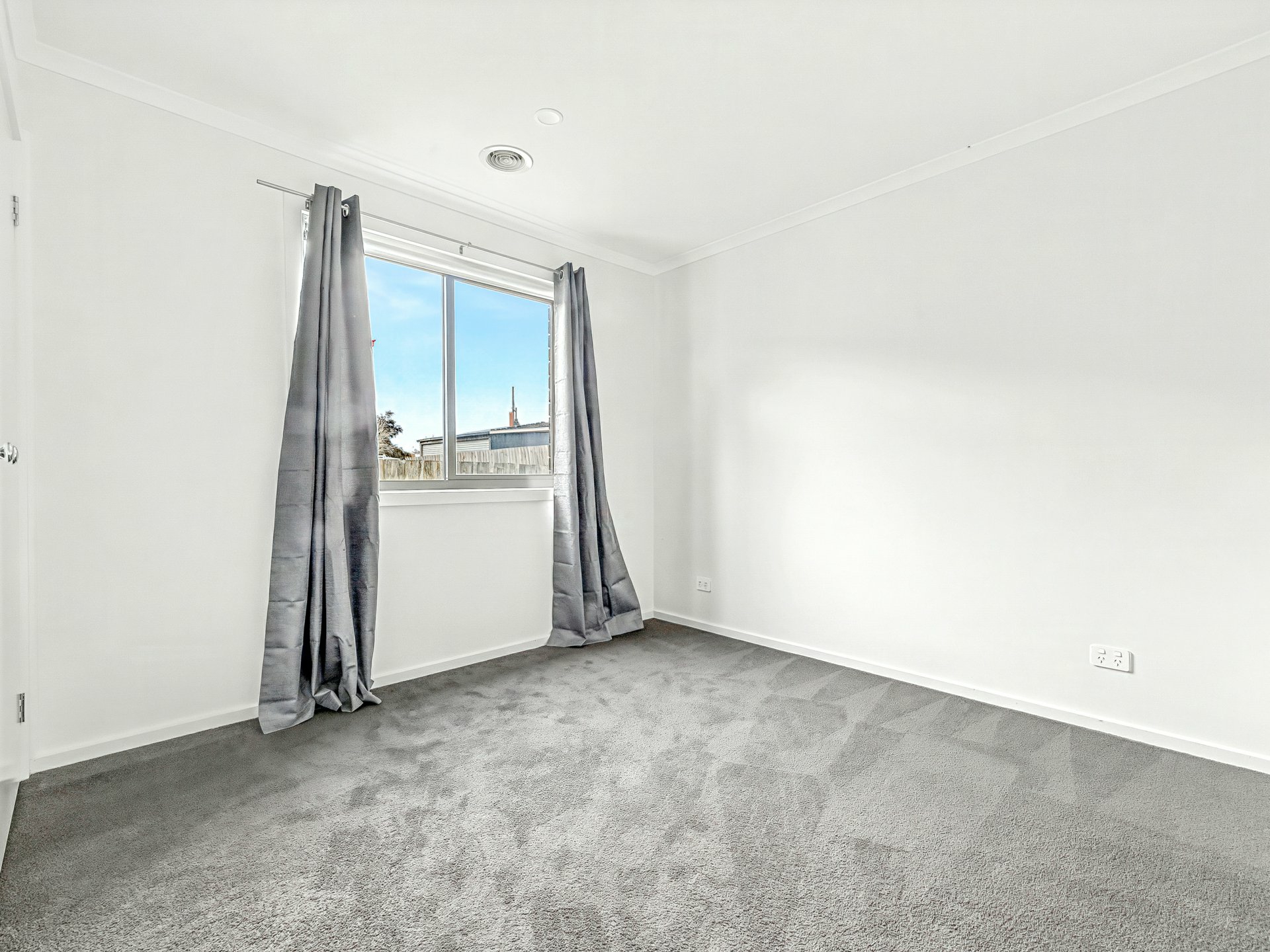 2/376 Rossiter Road — photo 13 of 14