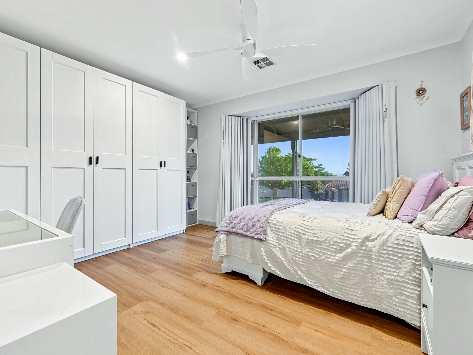 11 Briarwood Close — photo 16 of 25