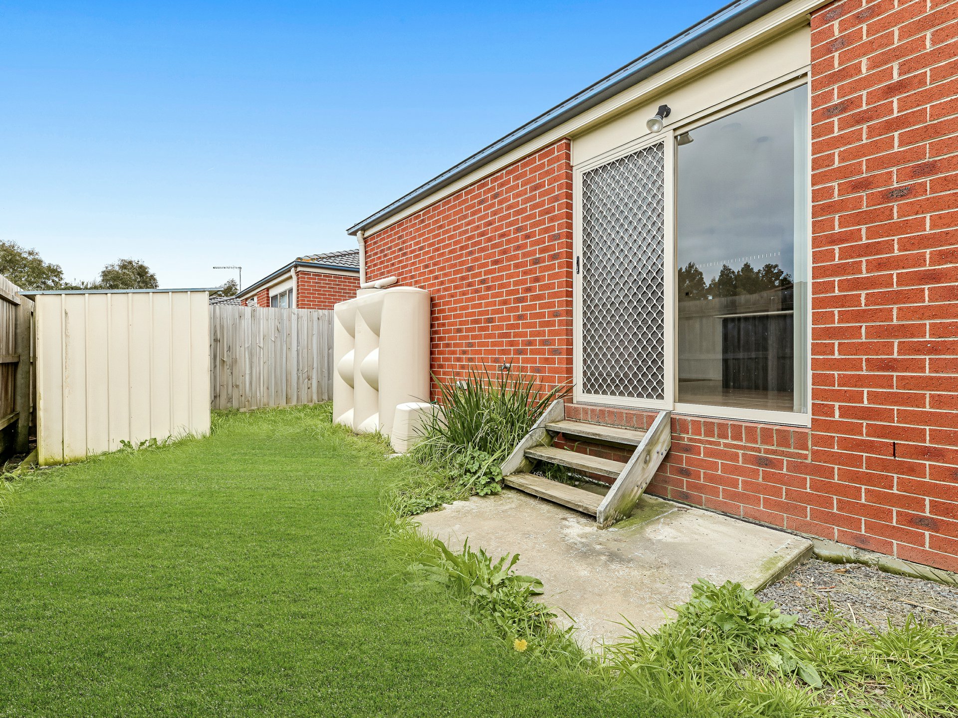 8/9 Shakespeare Court — photo 12 of 13
