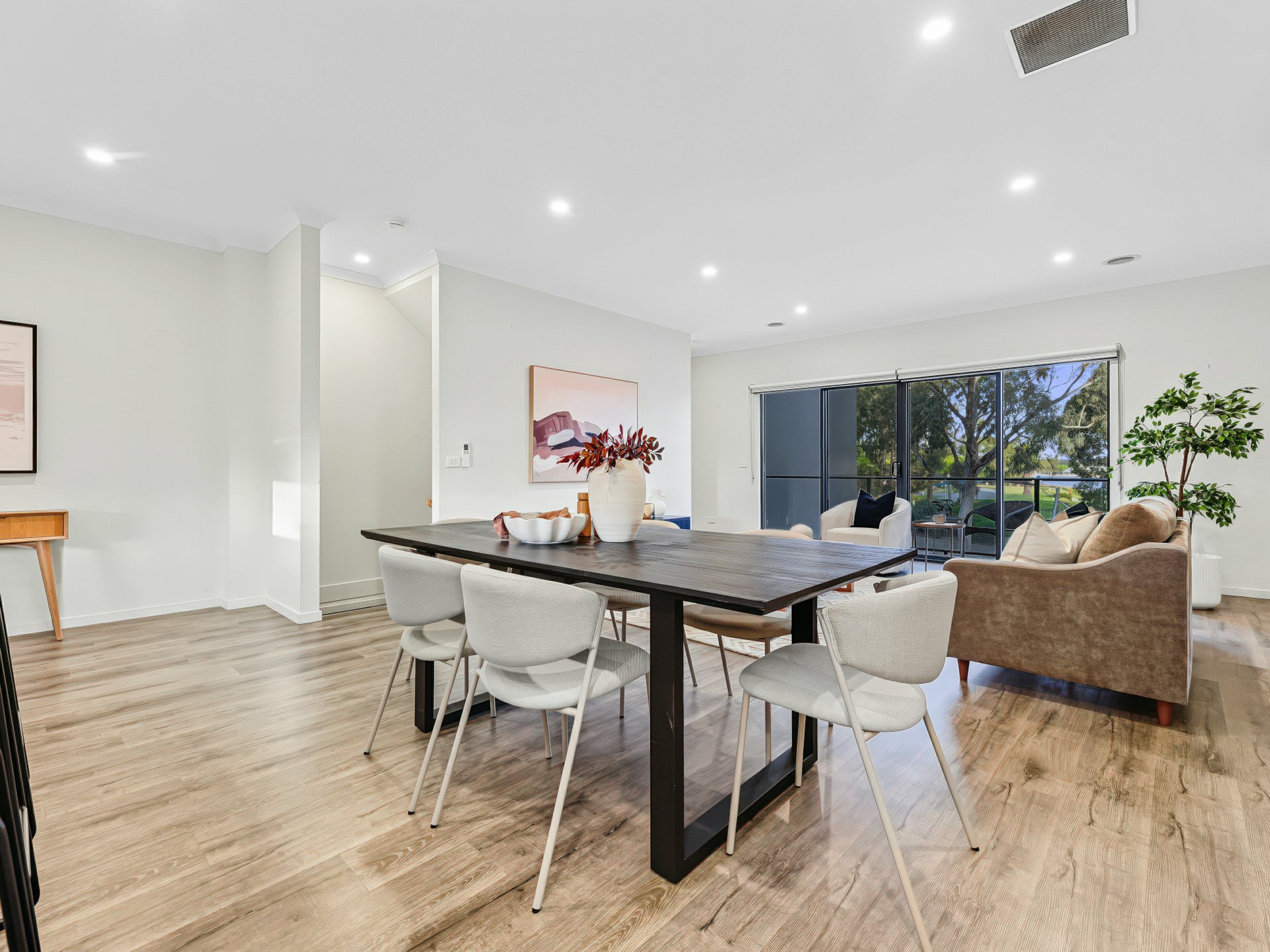 3 Arbour Rise — photo 9 of 19
