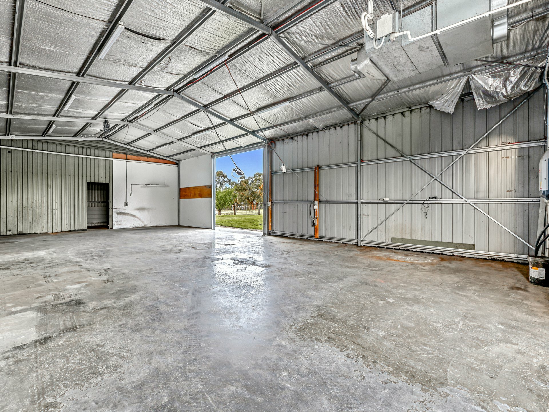 31 Wattletree Road — photo 18 of 28
