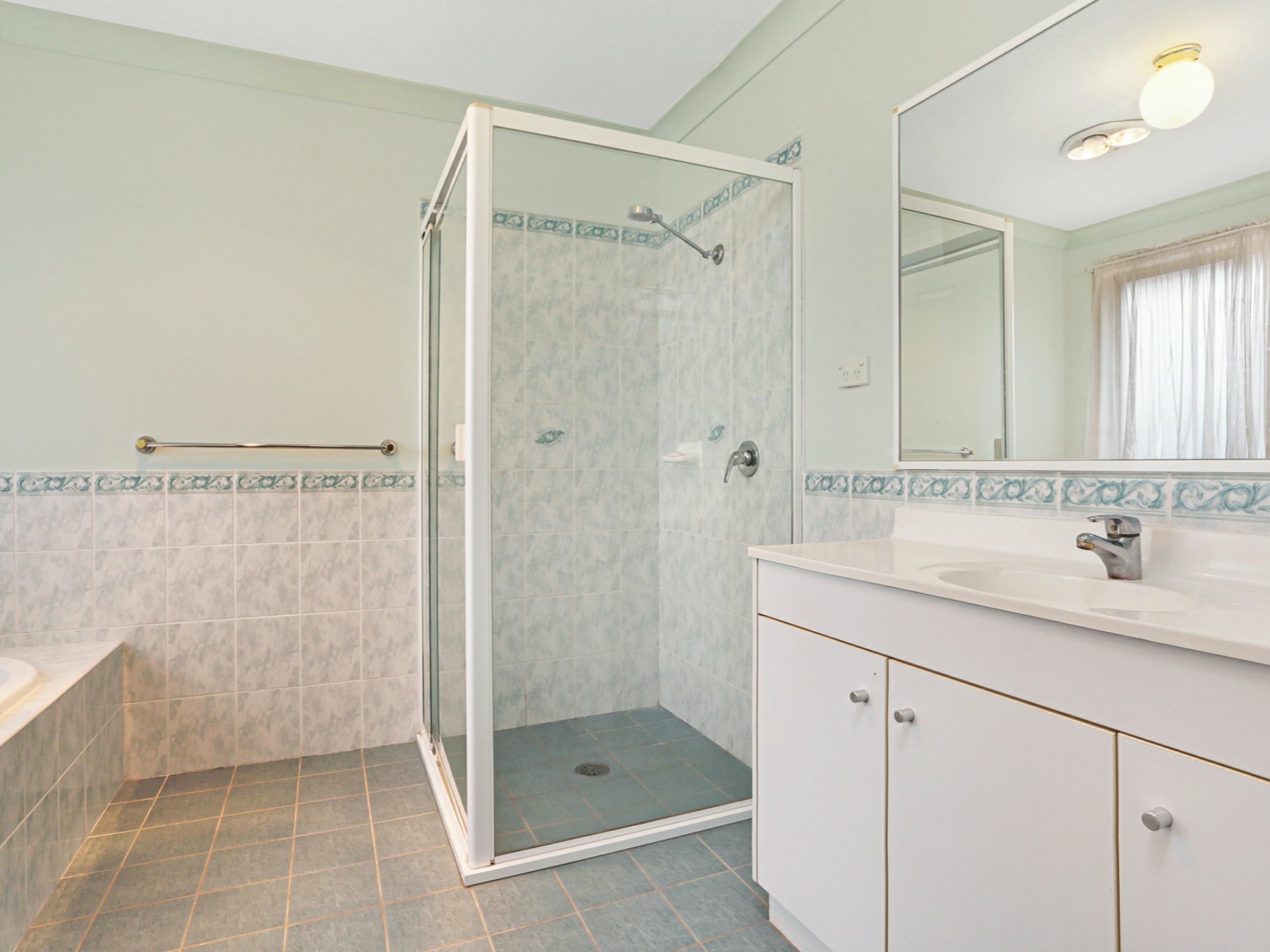 36 Governors Way, MACQUARIE LINKS
