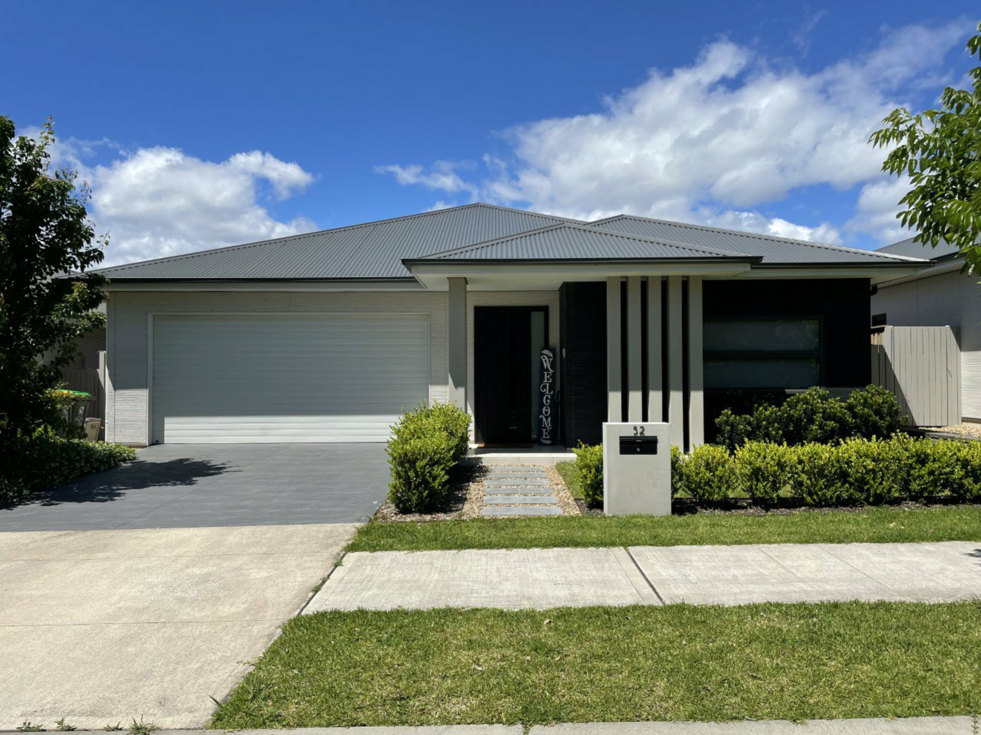 52 Bluestone Avenue, GLEDSWOOD HILLS