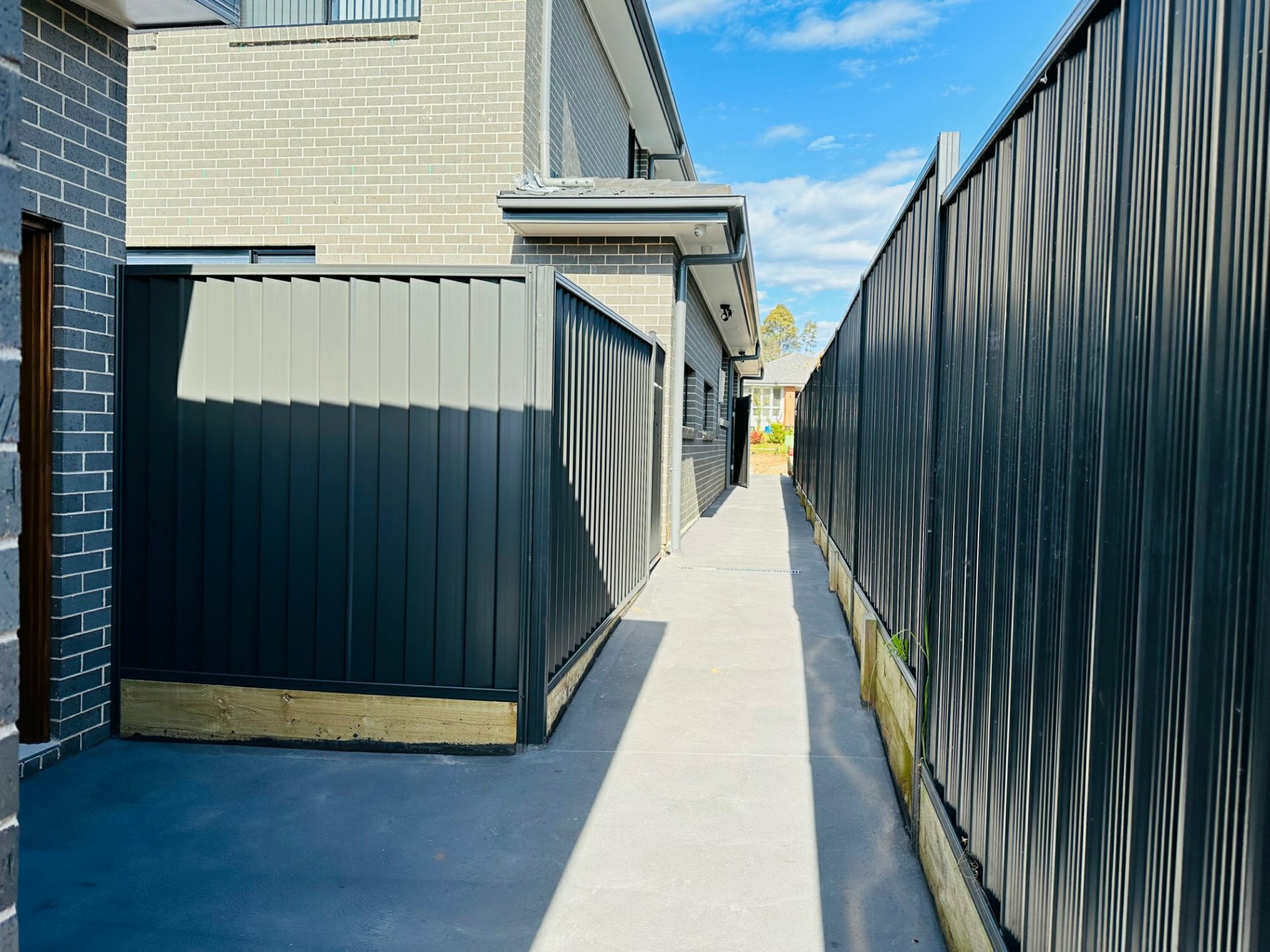 12A Crowley Bvd, CLAYMORE