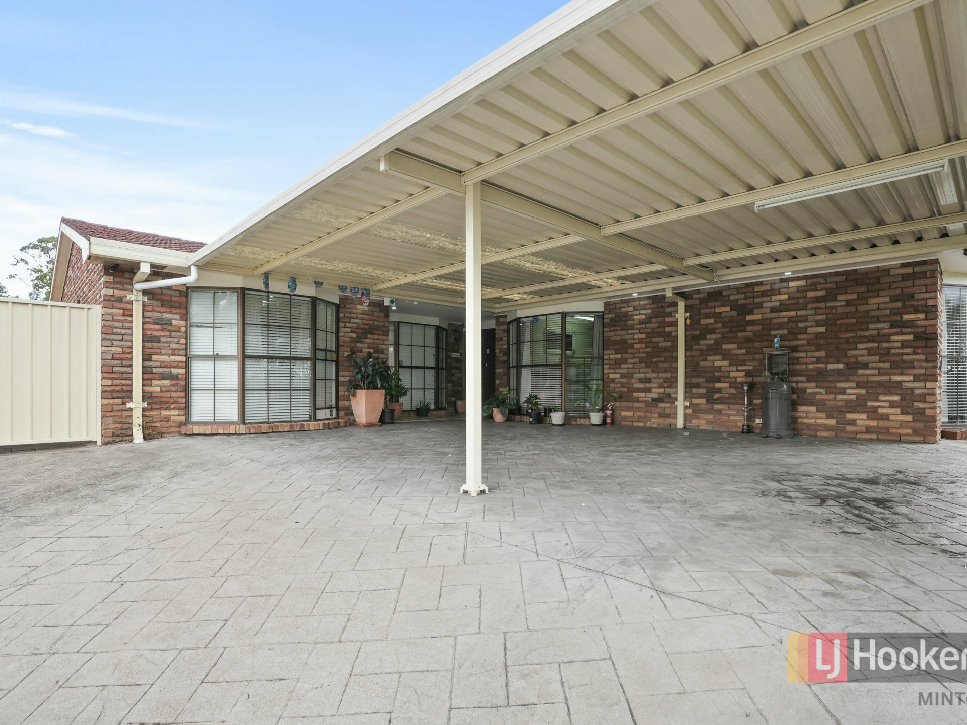 2 Hewitt Pl, Minto