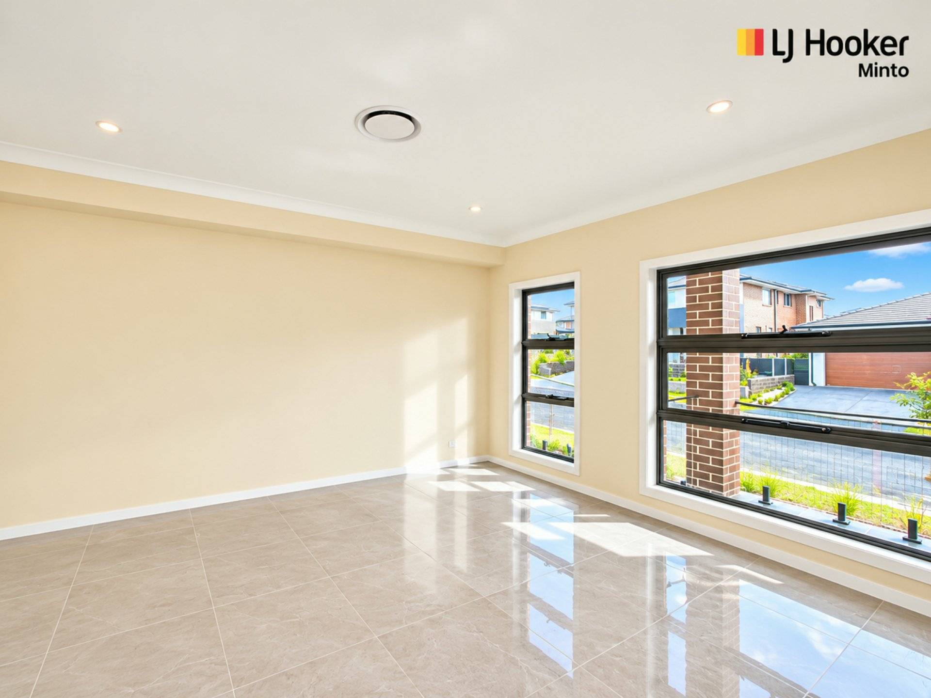 31 Malaya Street — photo 3 of 16