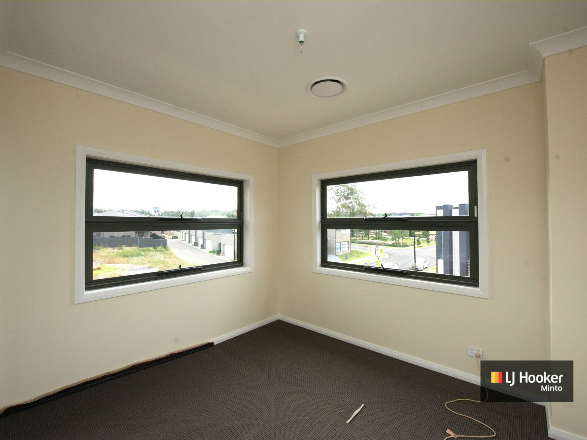 31 Malaya Street — photo 15 of 16
