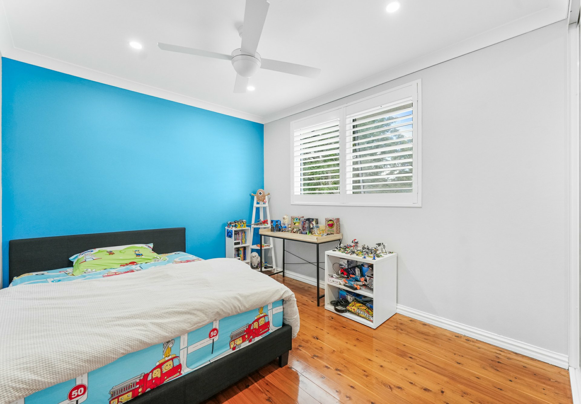15 Warragamba Crescent, LEUMEAH