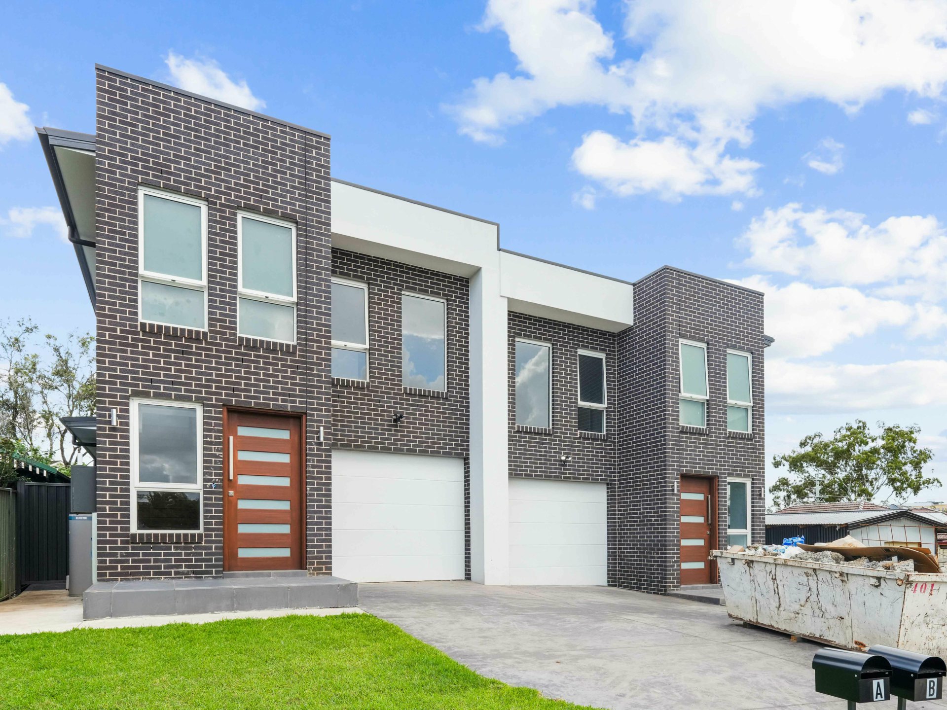 1B Hammond Place — photo from LJ Hooker Minto