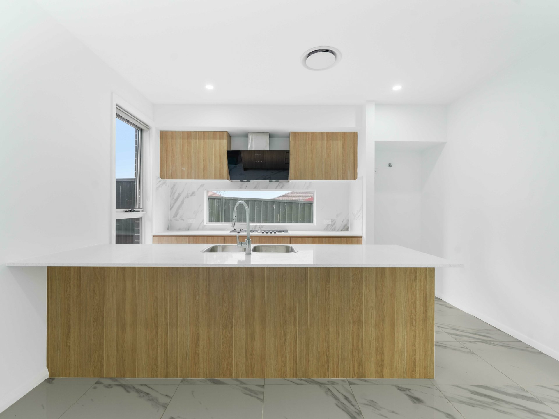 1B Hammond Place — photo 3 of 10