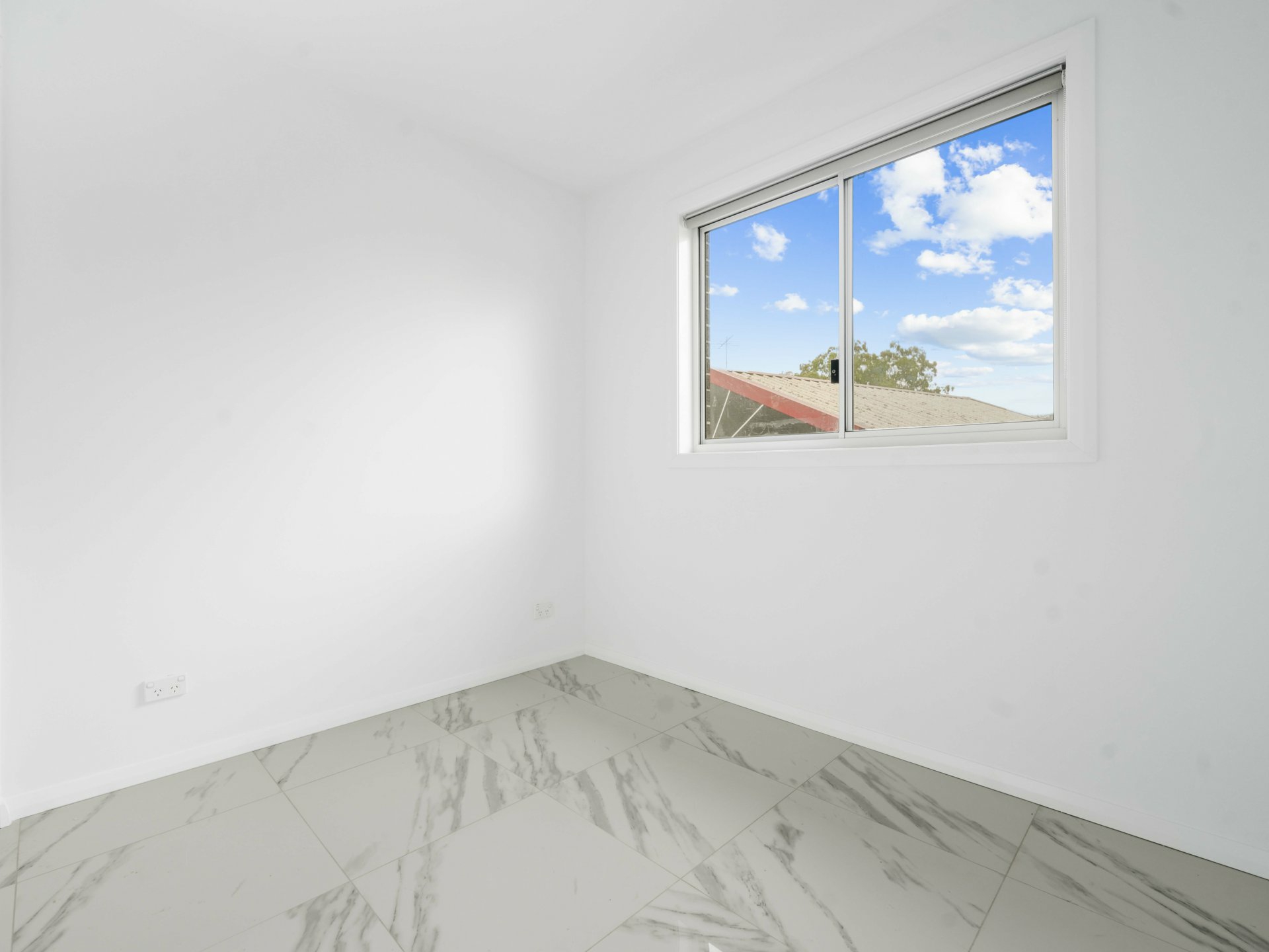 1B Hammond Place — photo 5 of 10