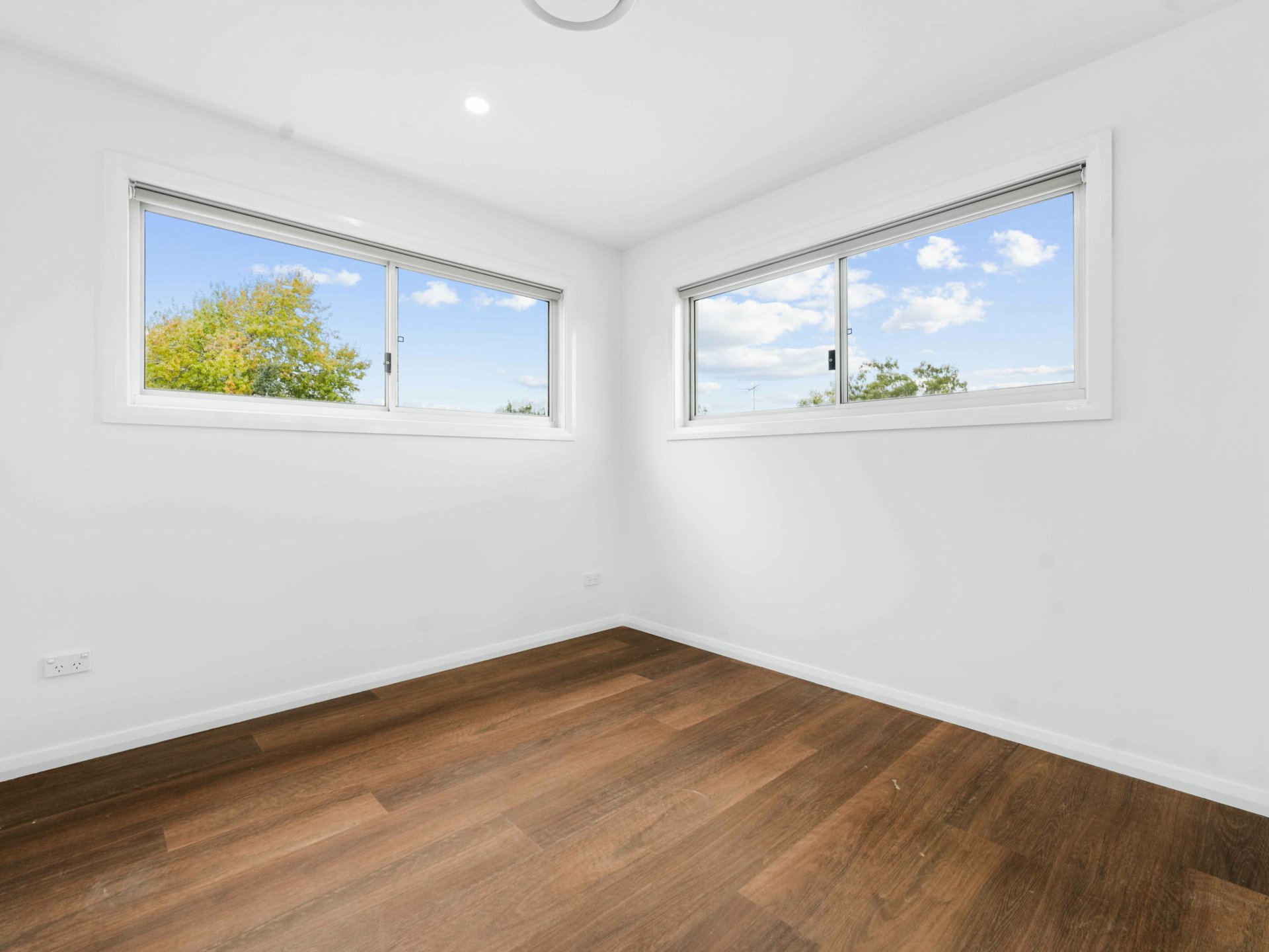 1B Hammond Place — photo 8 of 10