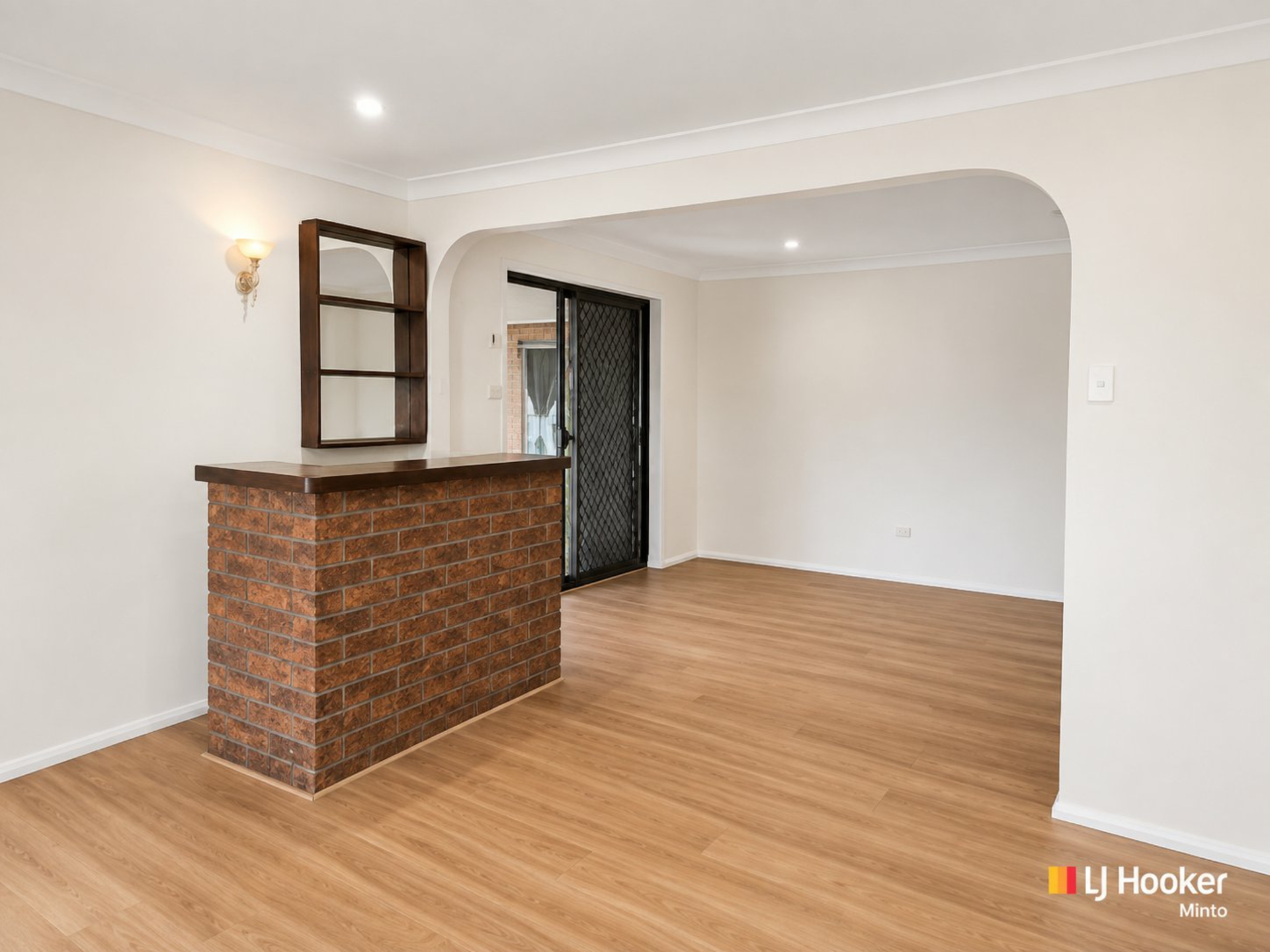 20 Edinburgh Crescent — photo 4 of 15