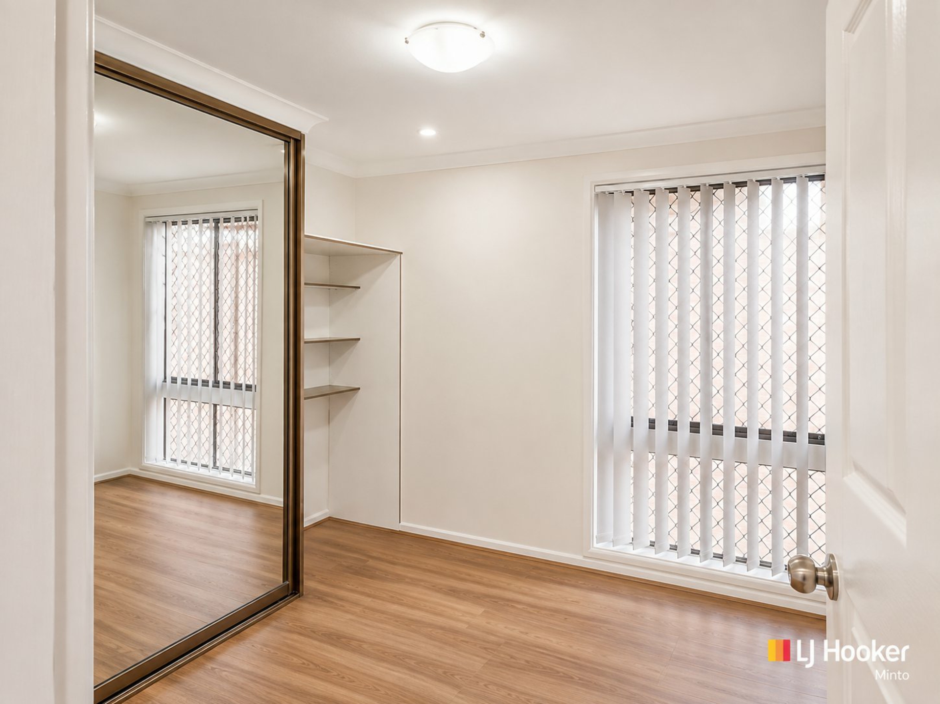 20 Edinburgh Crescent — photo 13 of 15