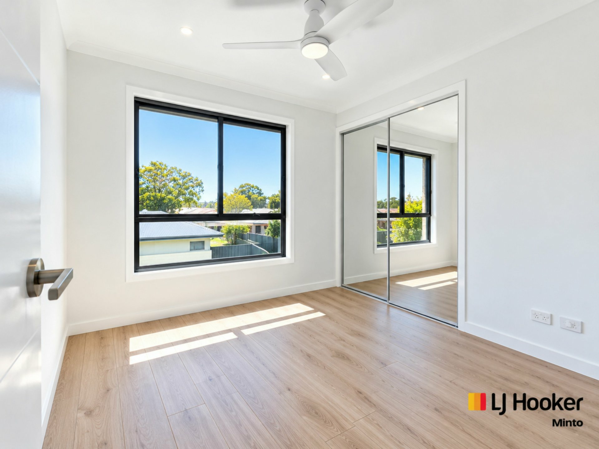 3B Lochee Ave — photo 7 of 21