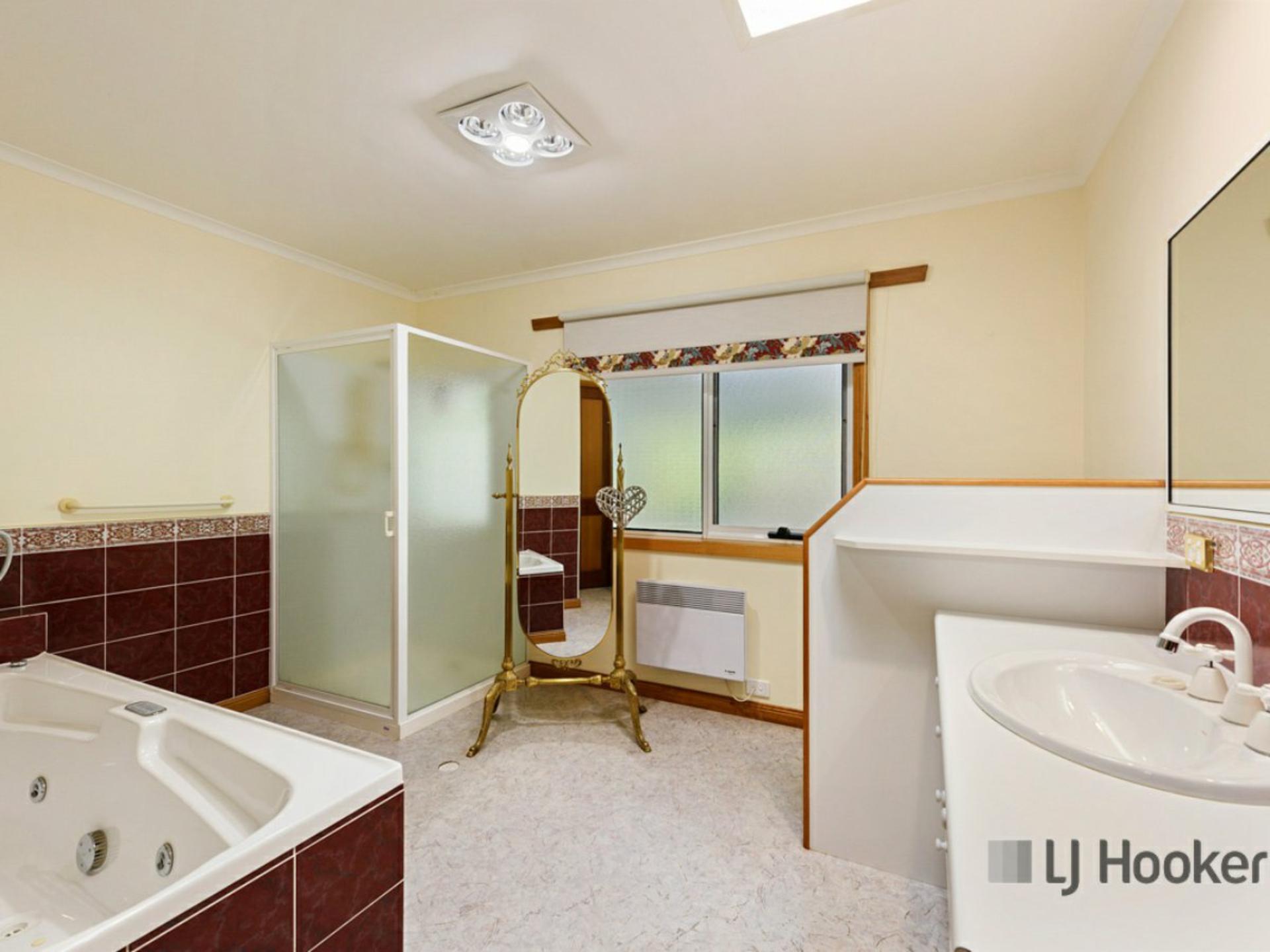 257 Penguin Road, WEST ULVERSTONE