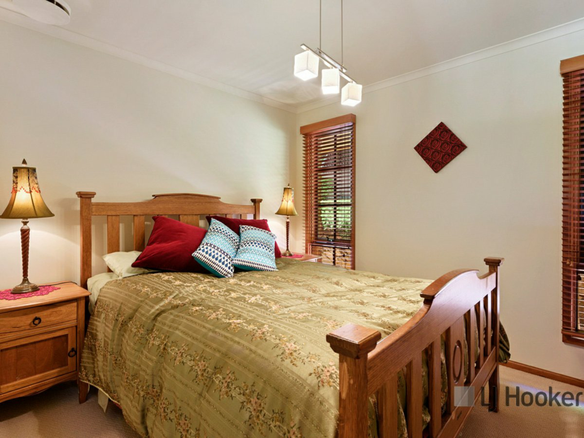 71 Linton Avenue, HEYBRIDGE