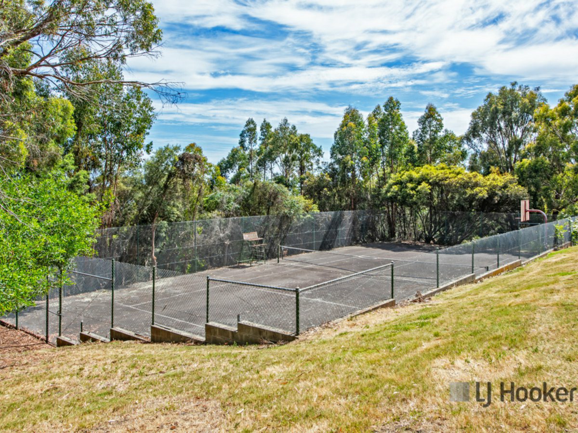 71 Linton Avenue, HEYBRIDGE