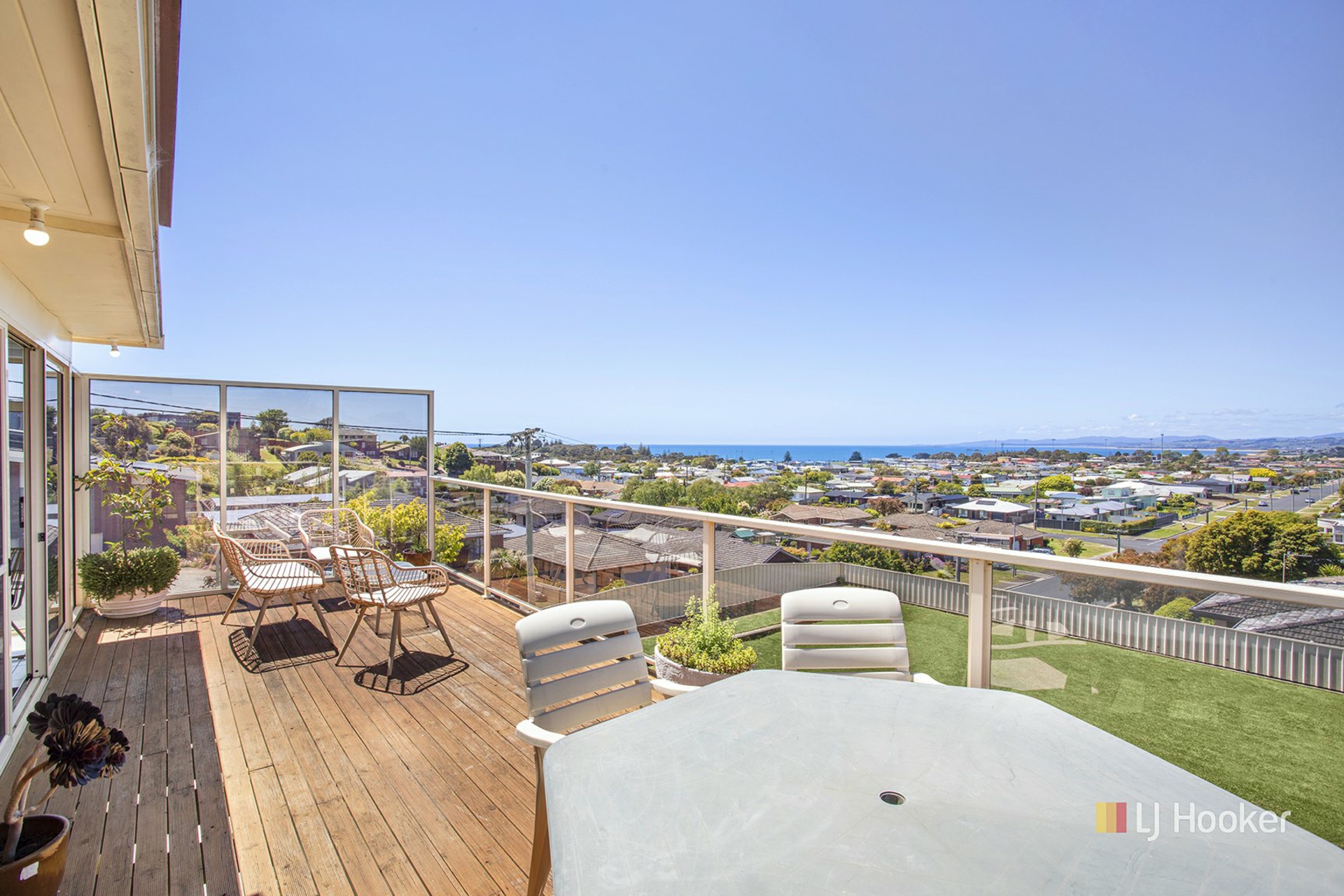 121-123 George Street, DEVONPORT