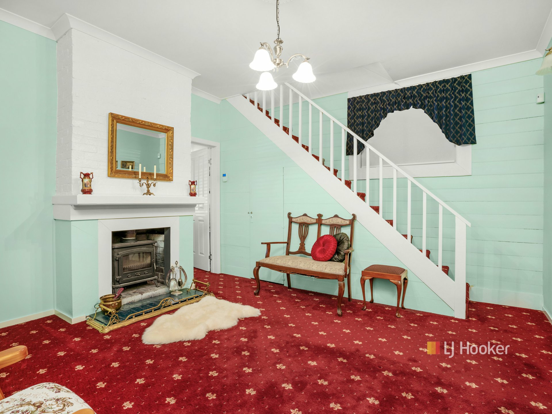 137 Gilbert Street — photo 2 of 22