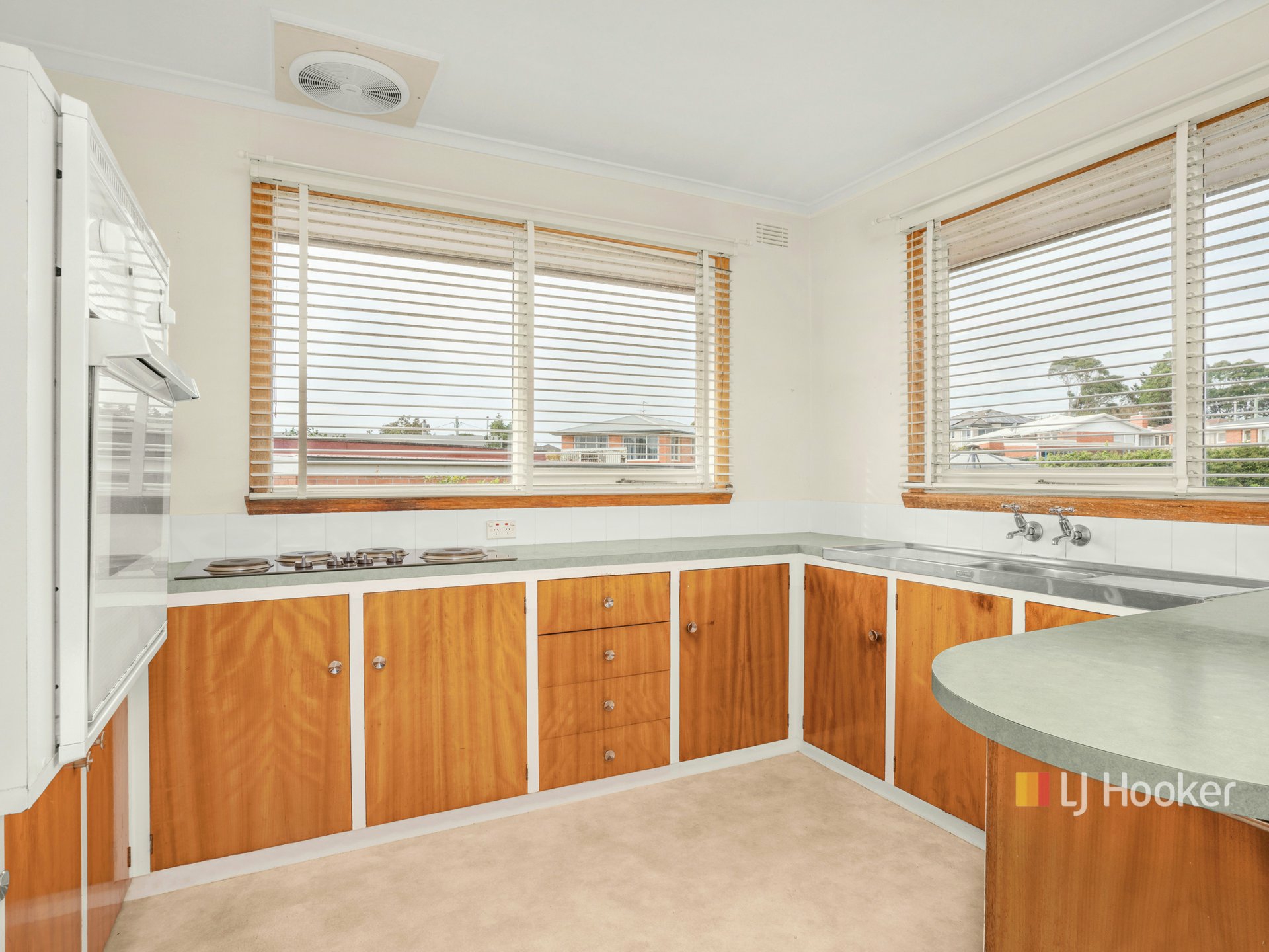 2 Myrtle Court — photo 2 of 18
