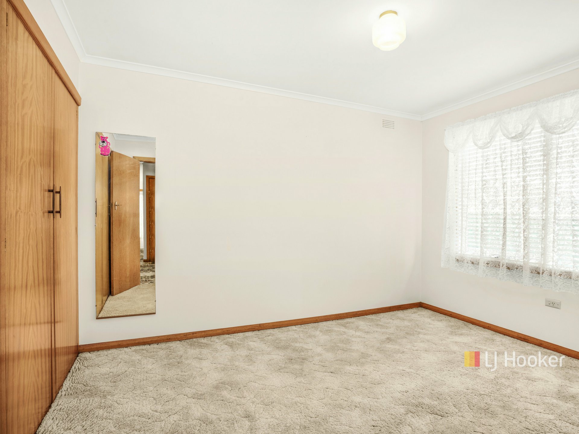 2 Myrtle Court — photo 8 of 18