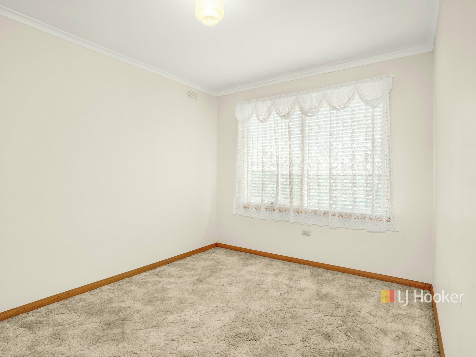 2 Myrtle Court — photo 11 of 18