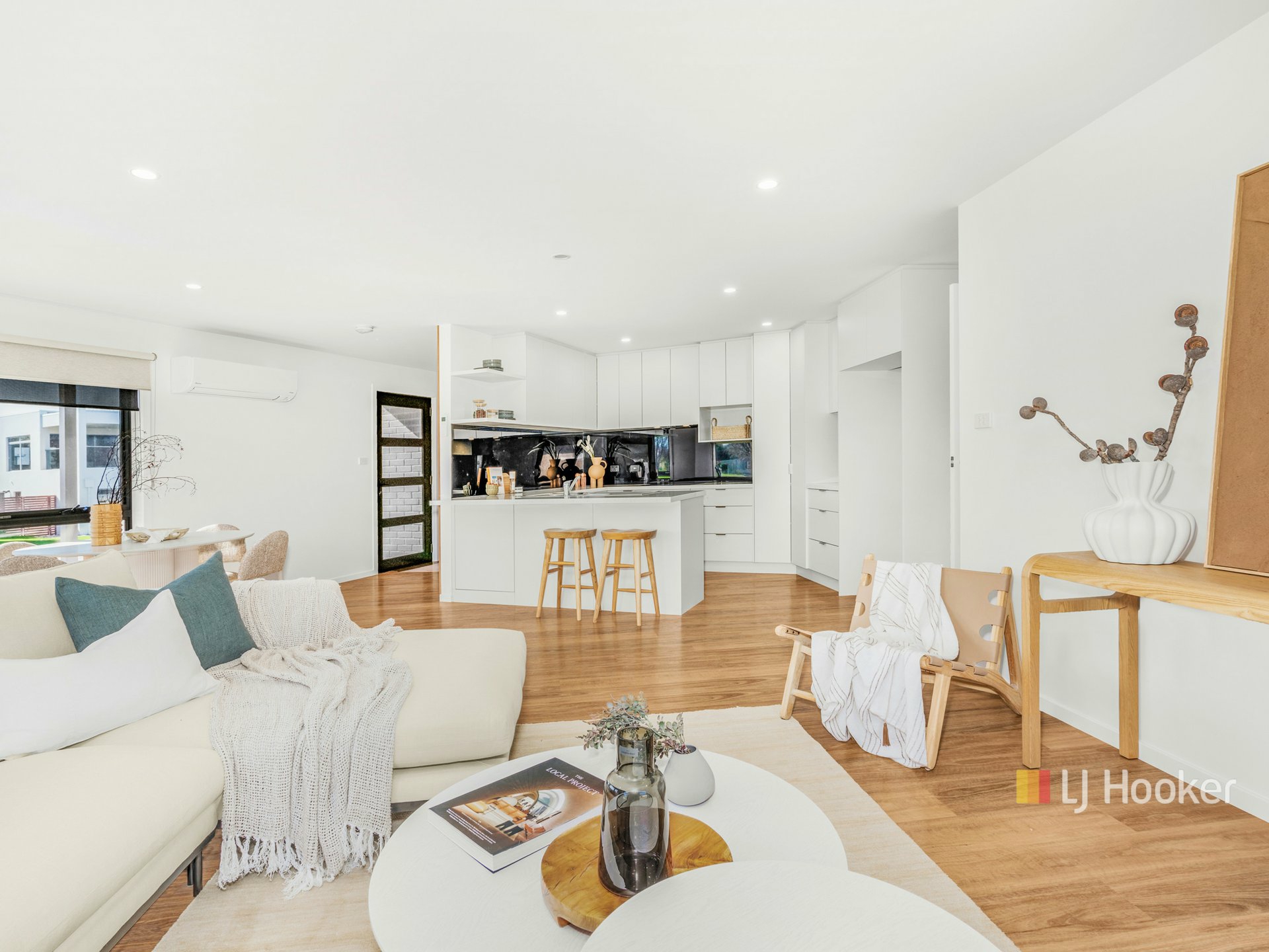 Unit 2/2 Links Court — photo 10 of 26