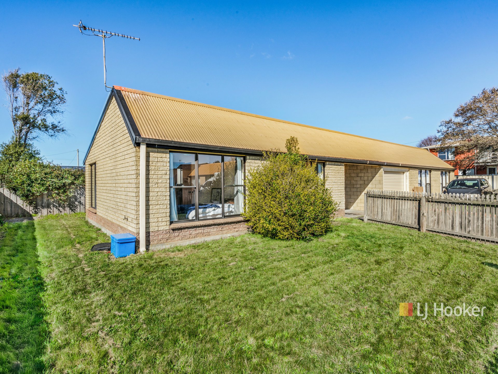 Unit 5/57 George Street — photo from LJ Hooker Devonport