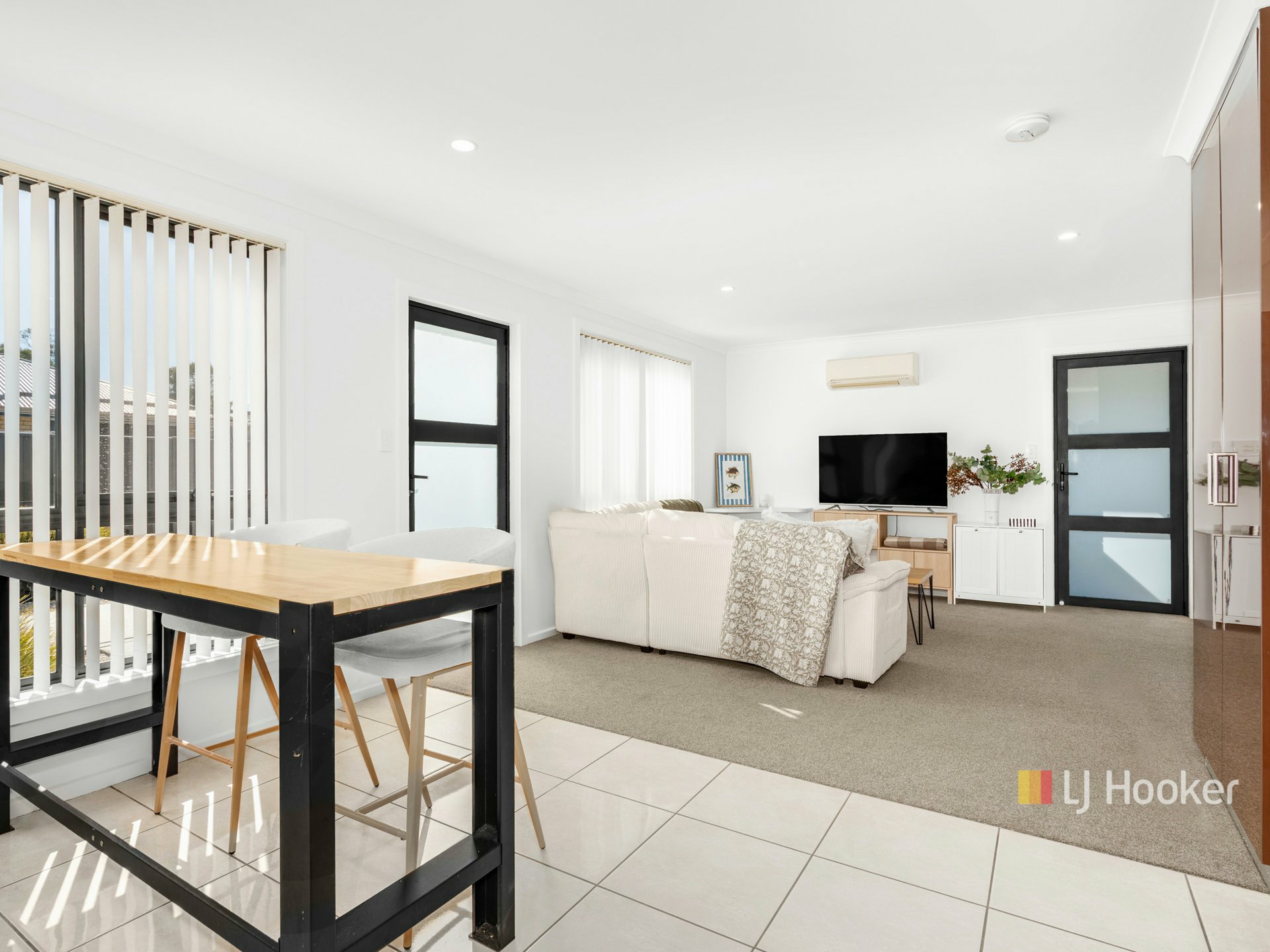 Unit 2/207 Last Street — photo 3 of 13