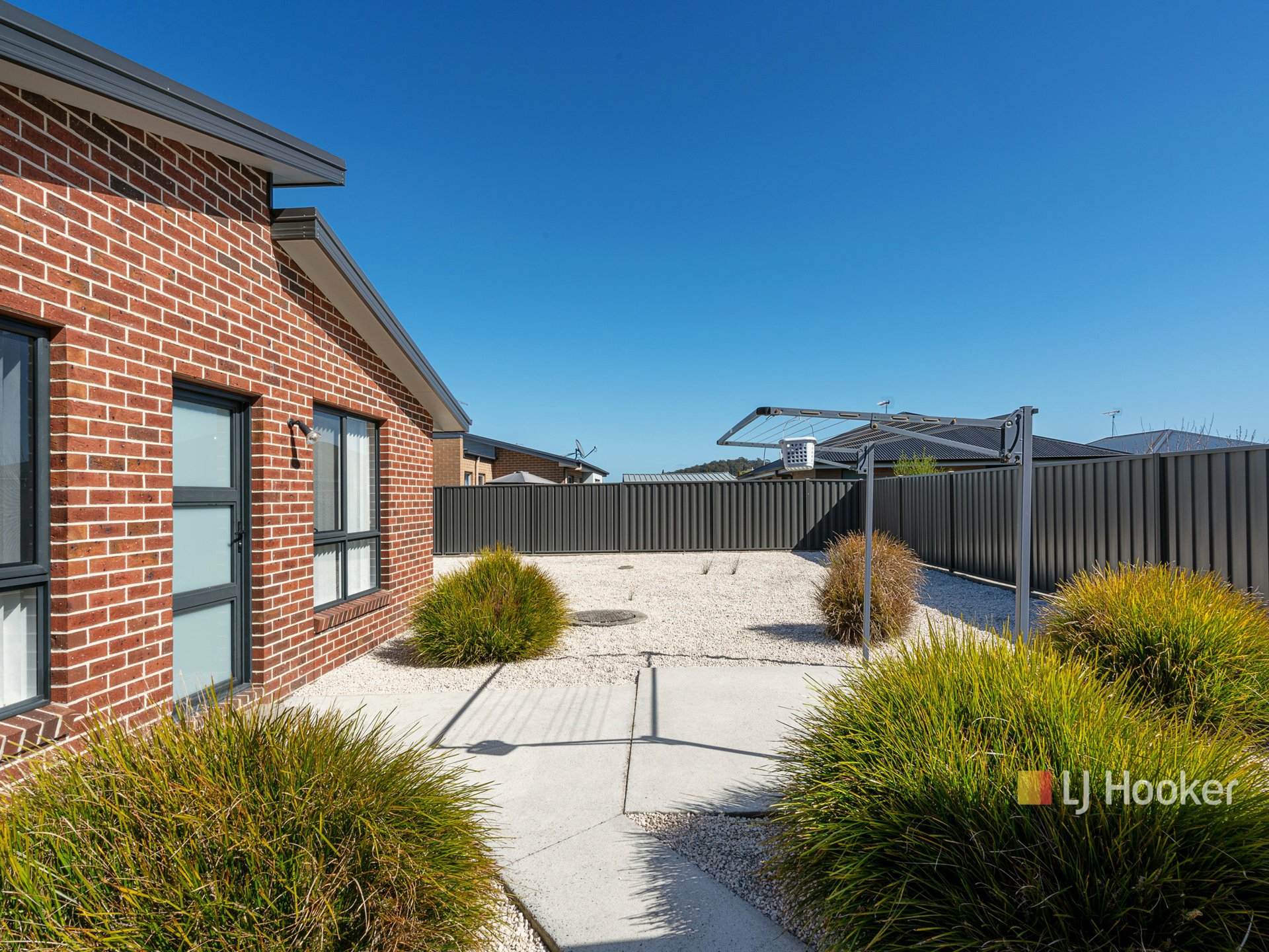 Unit 2/207 Last Street — photo 10 of 13