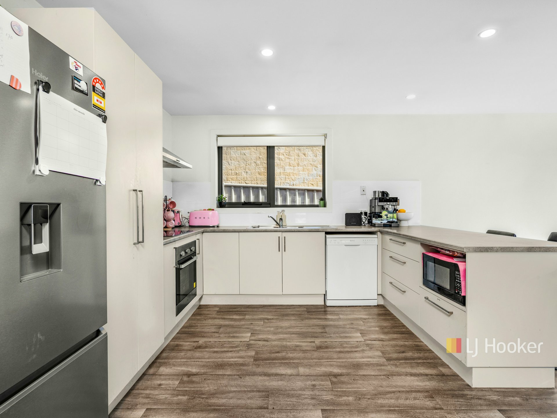 Unit 5/20-22 Gatenby Drive — photo 2 of 16
