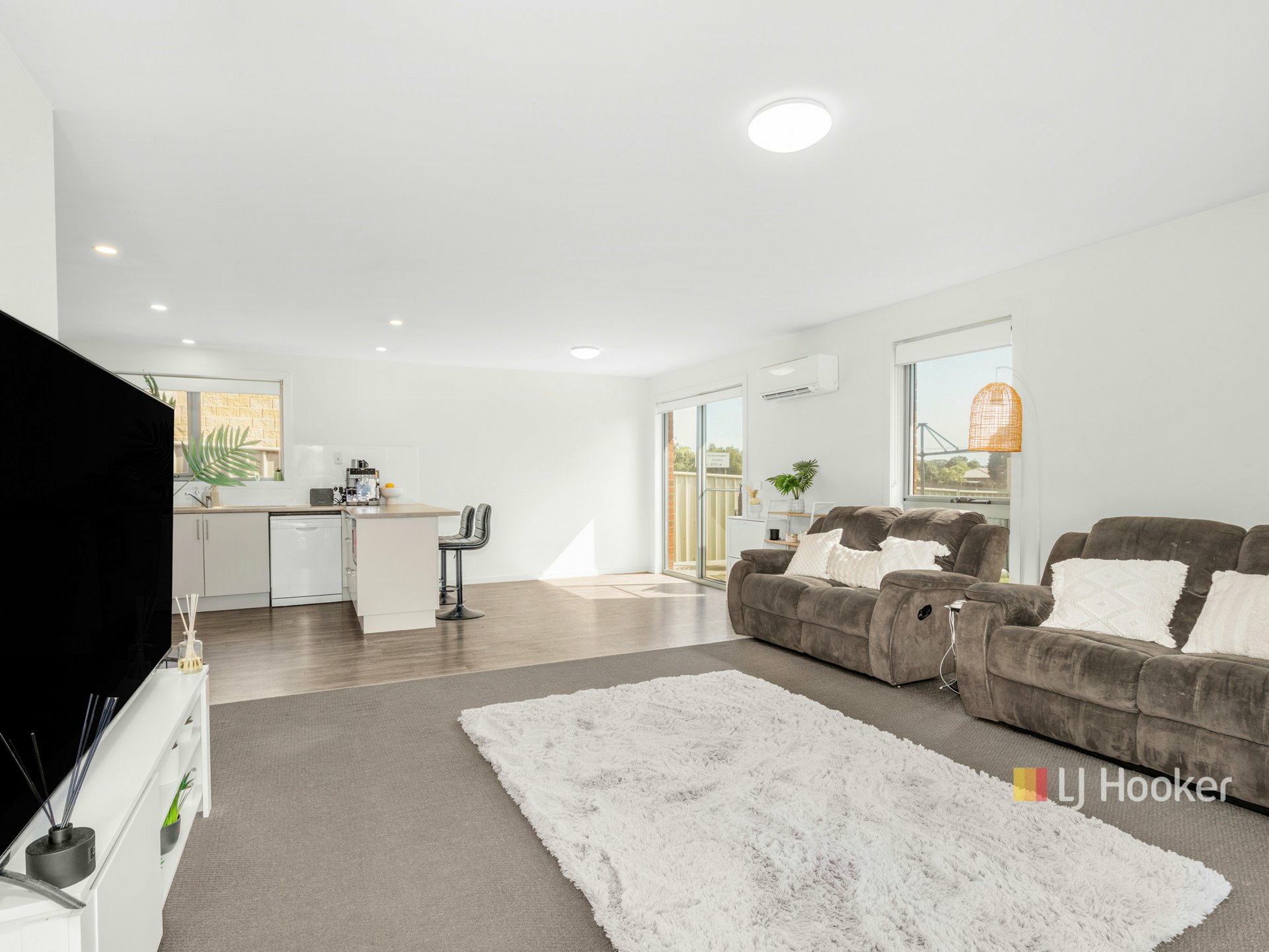 Unit 5/20-22 Gatenby Drive — photo 5 of 16