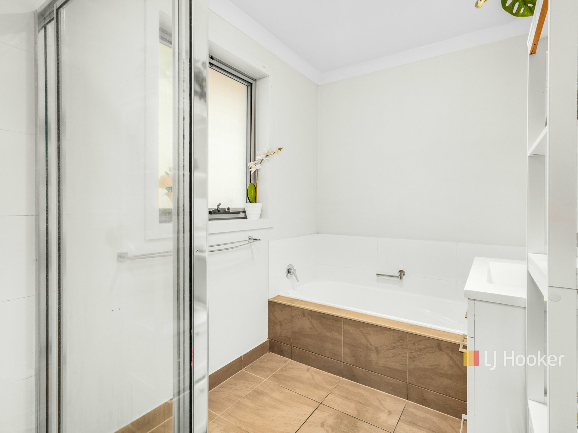 Unit 5/20-22 Gatenby Drive — photo 8 of 16