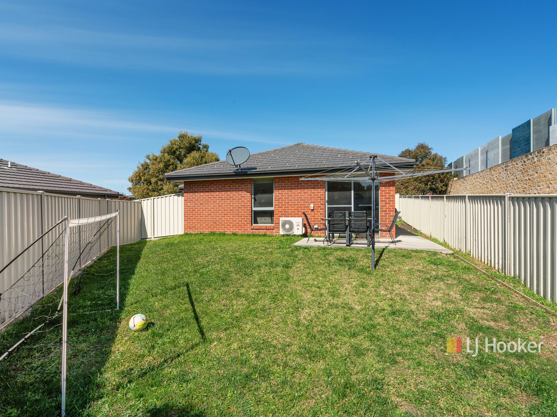 Unit 5/20-22 Gatenby Drive — photo 12 of 16