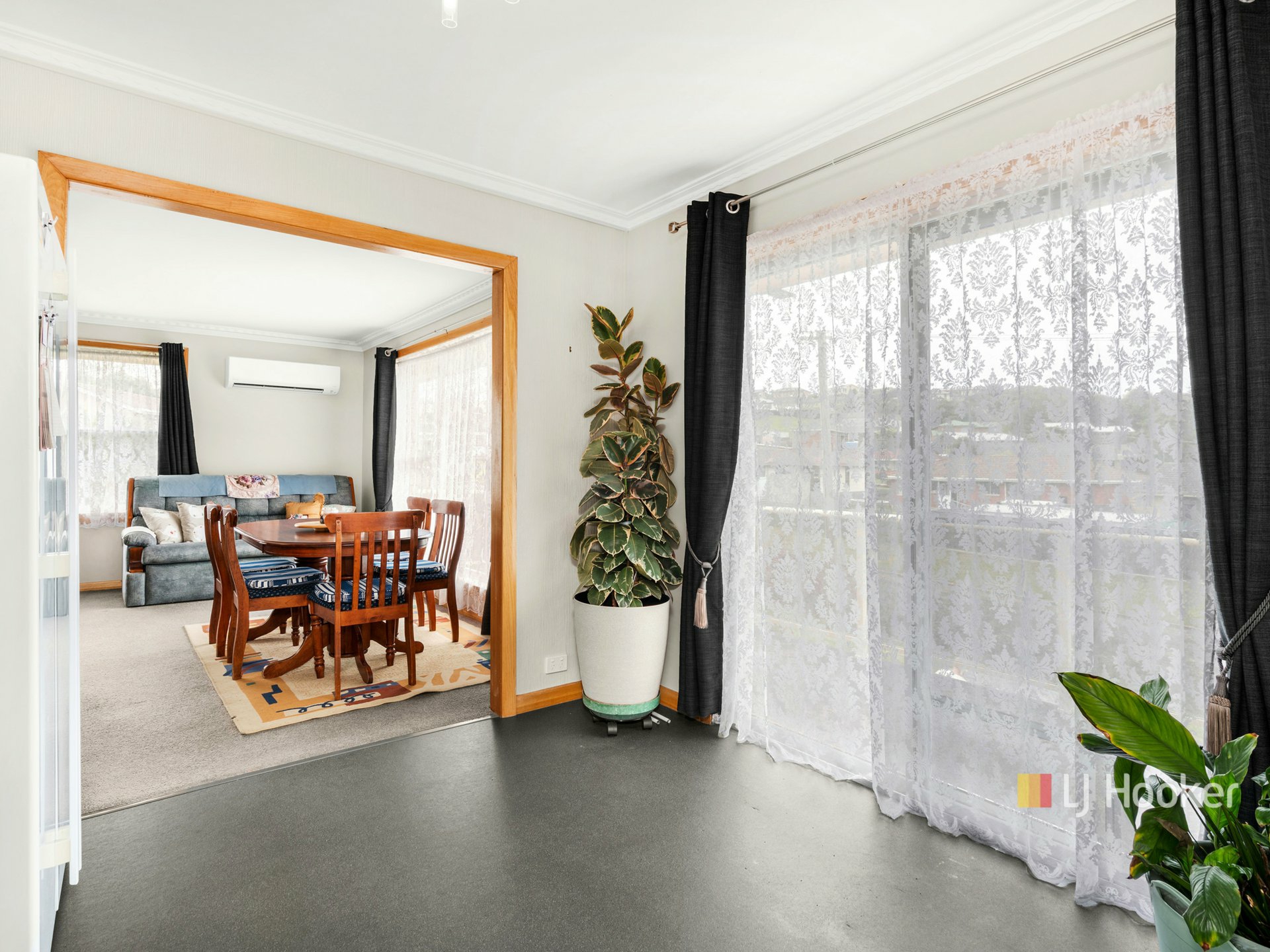 54 Richardson Street — photo 8 of 25
