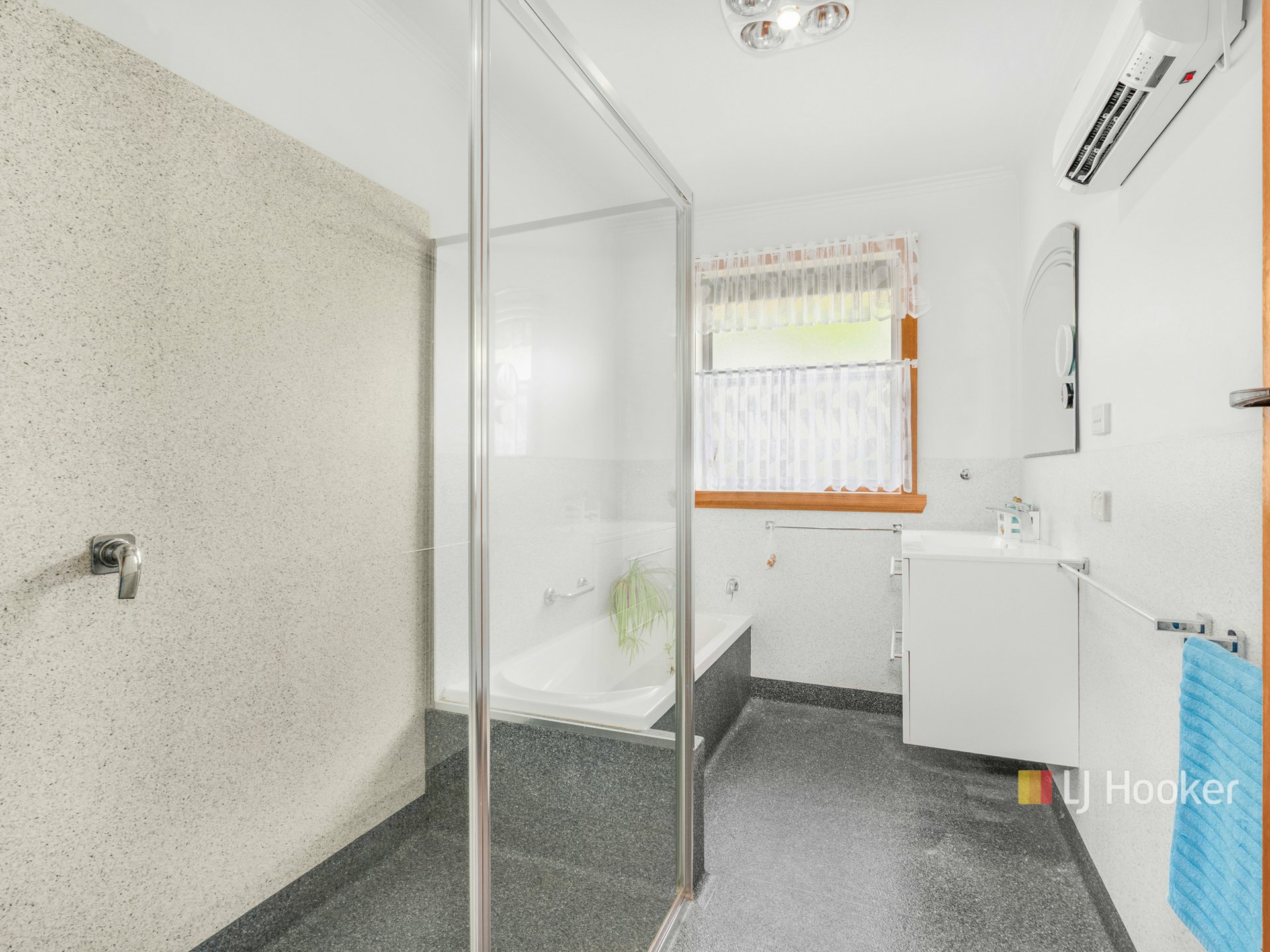 54 Richardson Street — photo 13 of 25