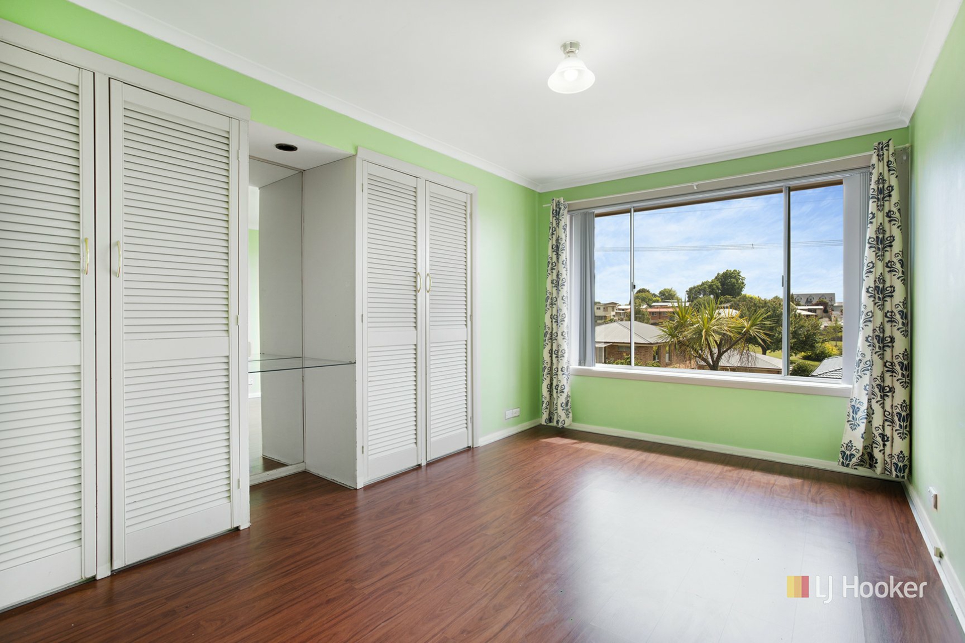 14 Coomera Crescent — photo 6 of 9