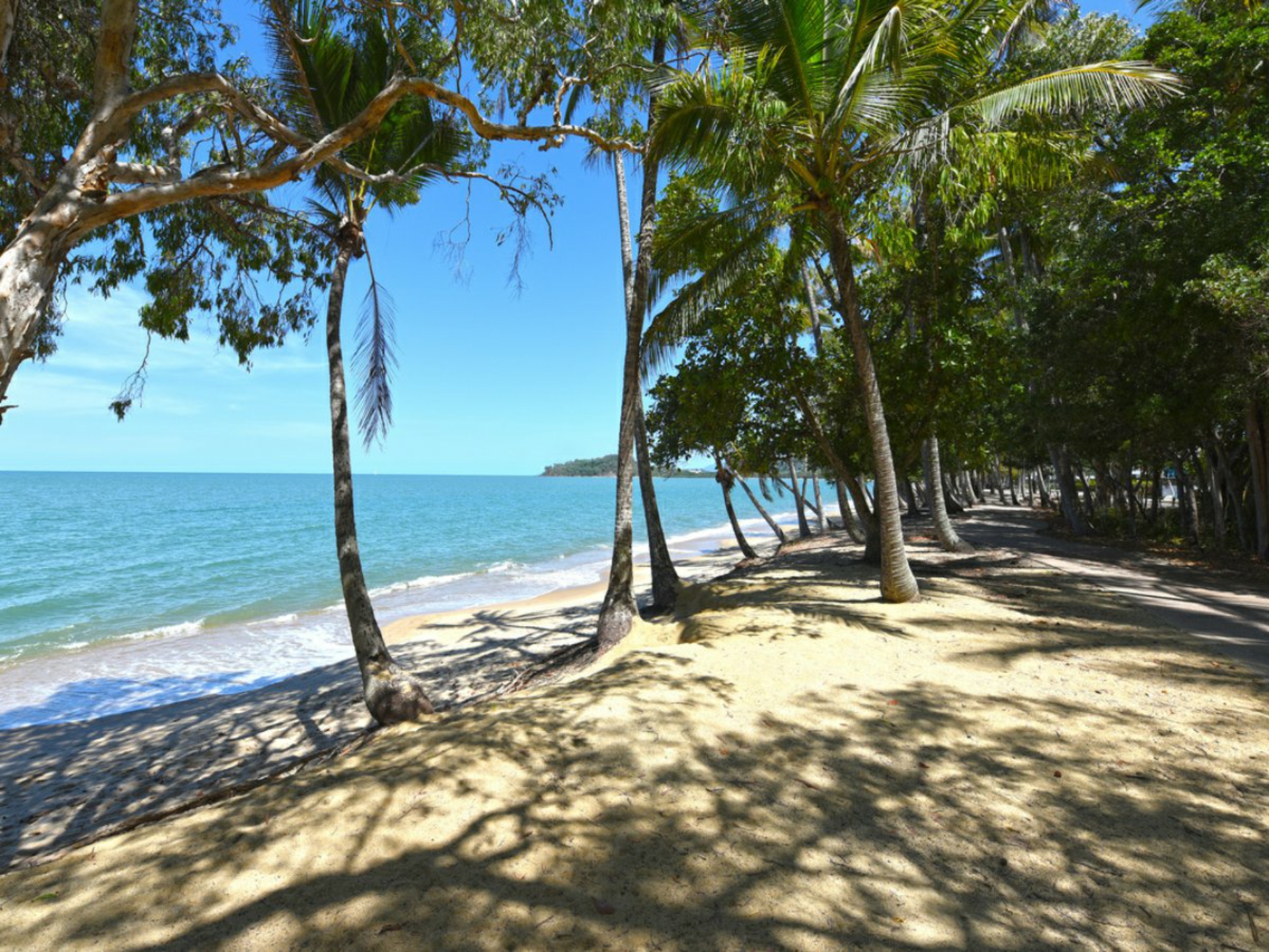 6/77 Arlington Esplanade, Clifton Beach