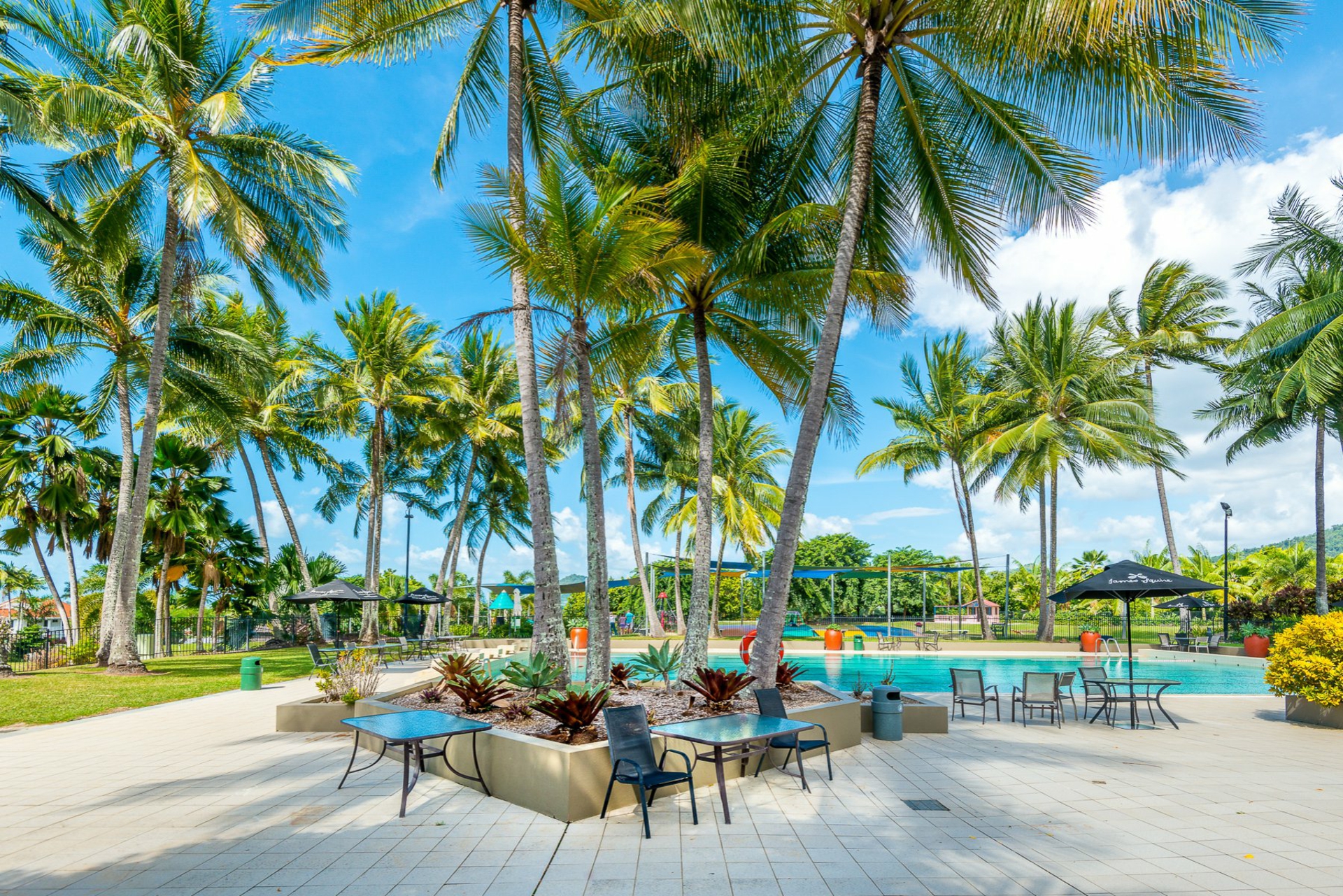 2 Bedroom/57 Paradise Palms, KEWARRA BEACH