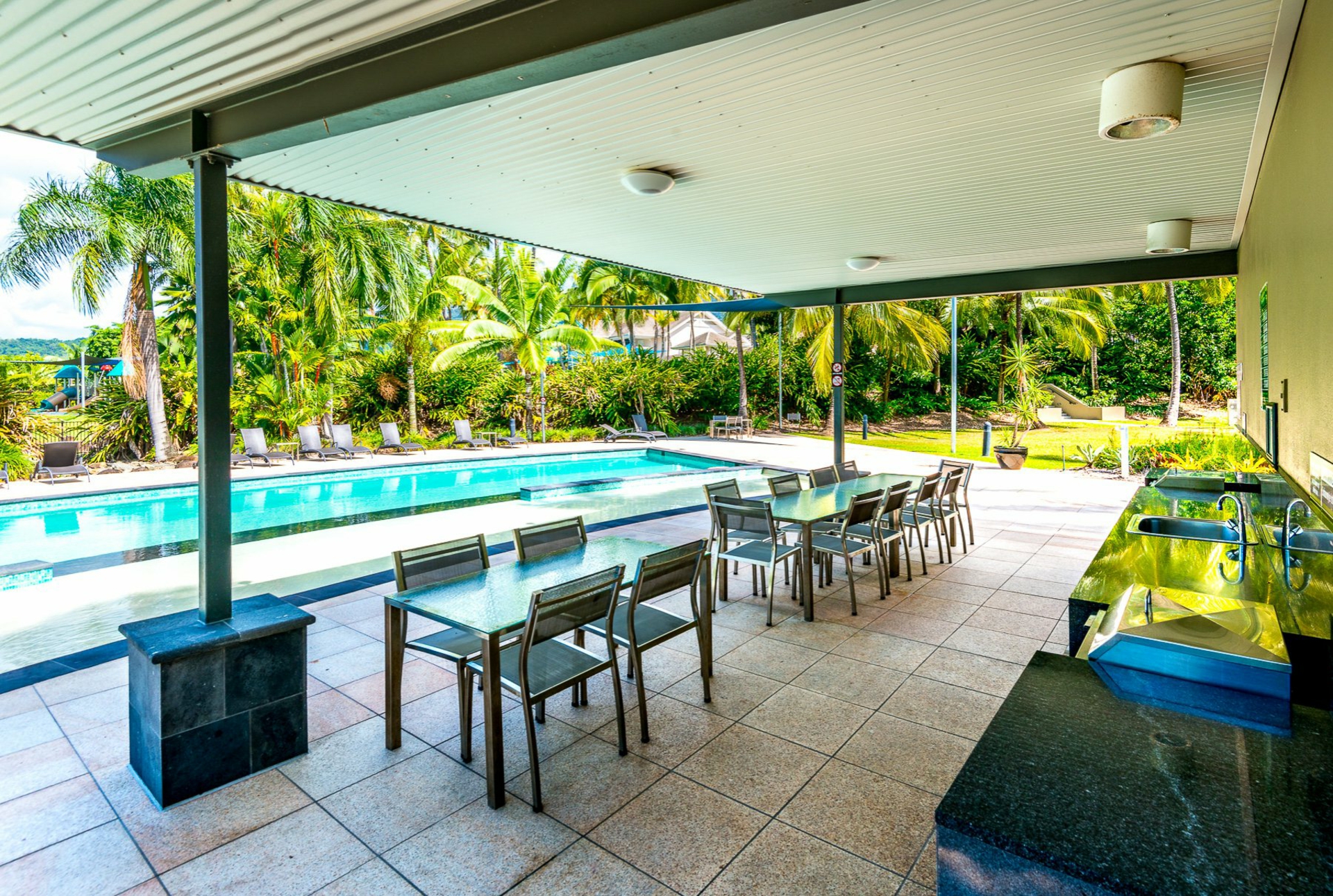 2 Bedroom/57 Paradise Palms, KEWARRA BEACH