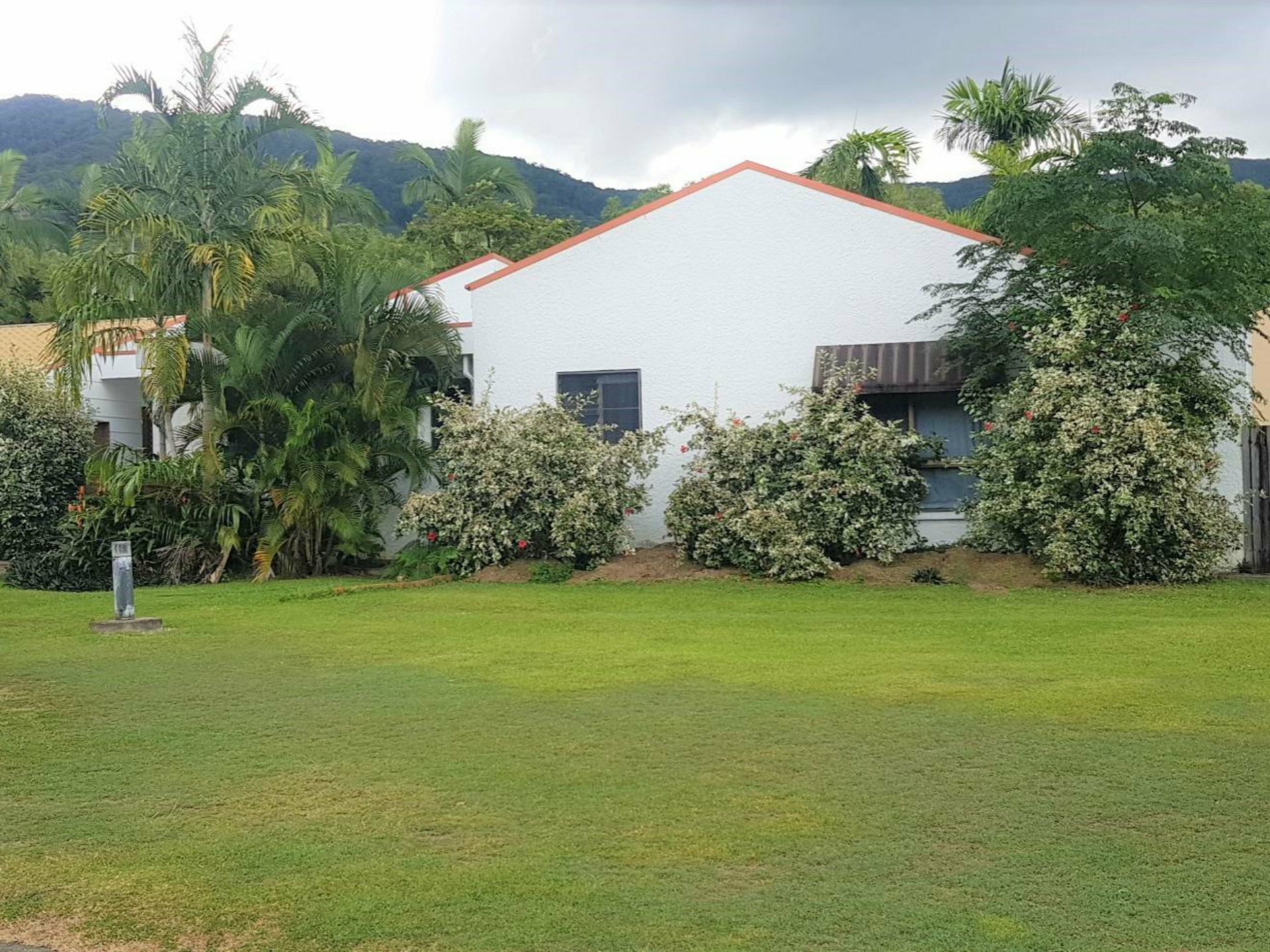 6 Ribbon Close Clifton Beach QLD