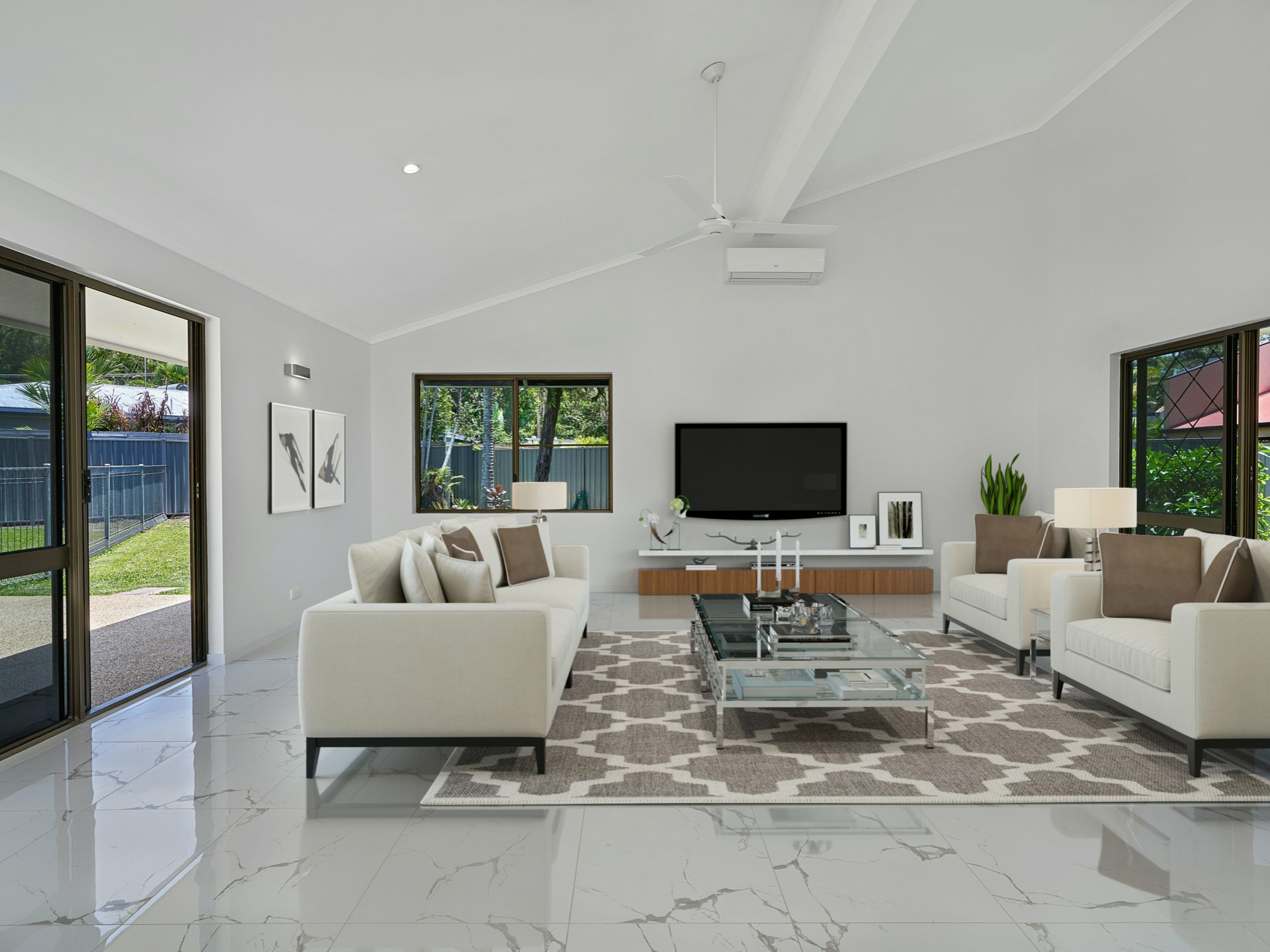 6 Ribbon Close Clifton Beach QLD