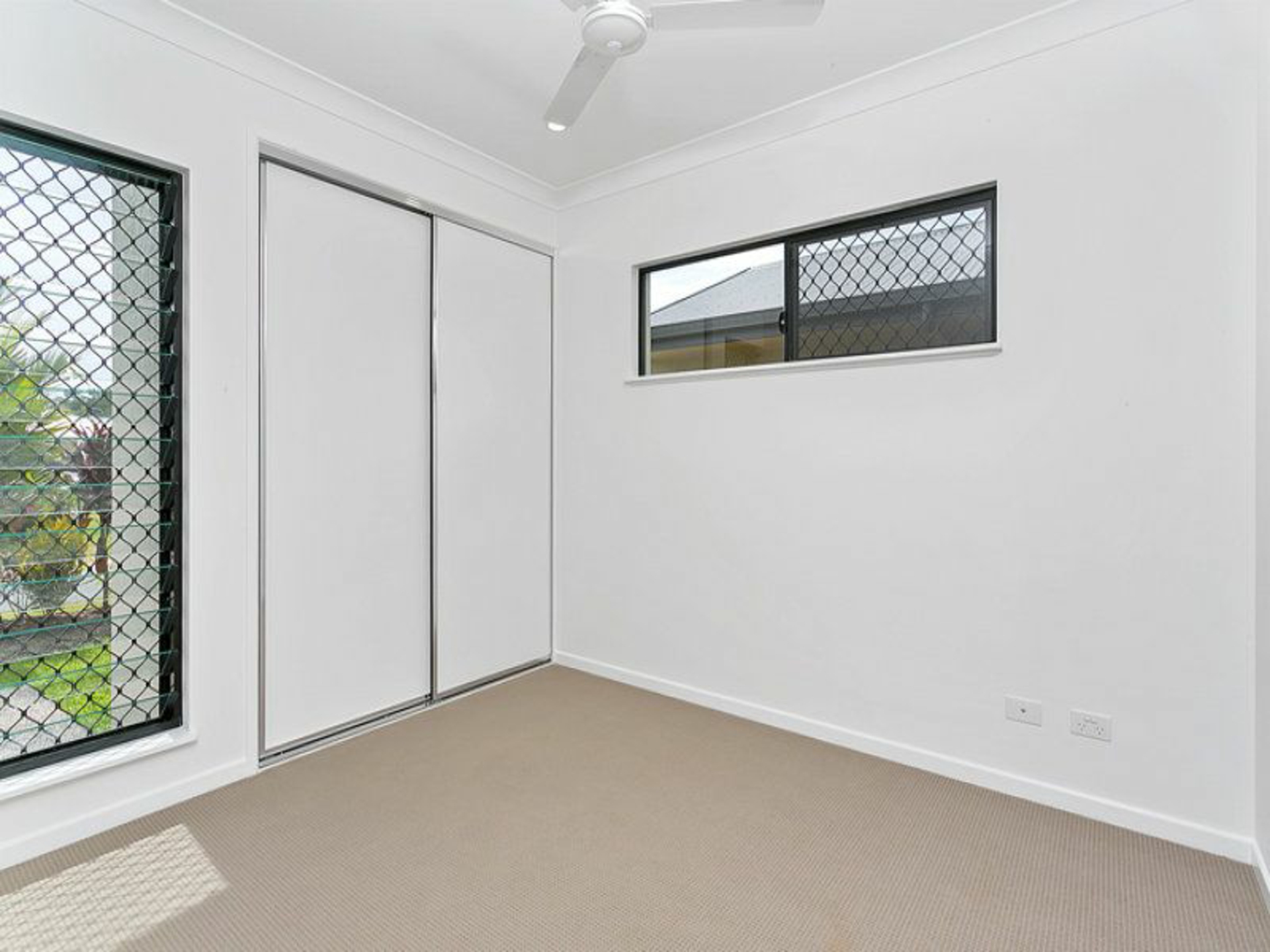36 Quarterdeck Street, TRINITY BEACH