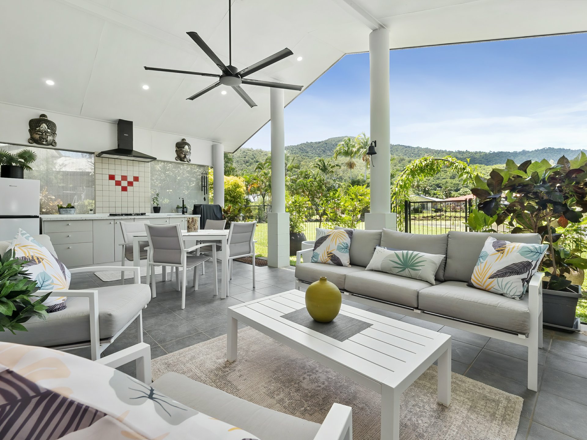 95/2-6 Lake Placid Road, Caravonica