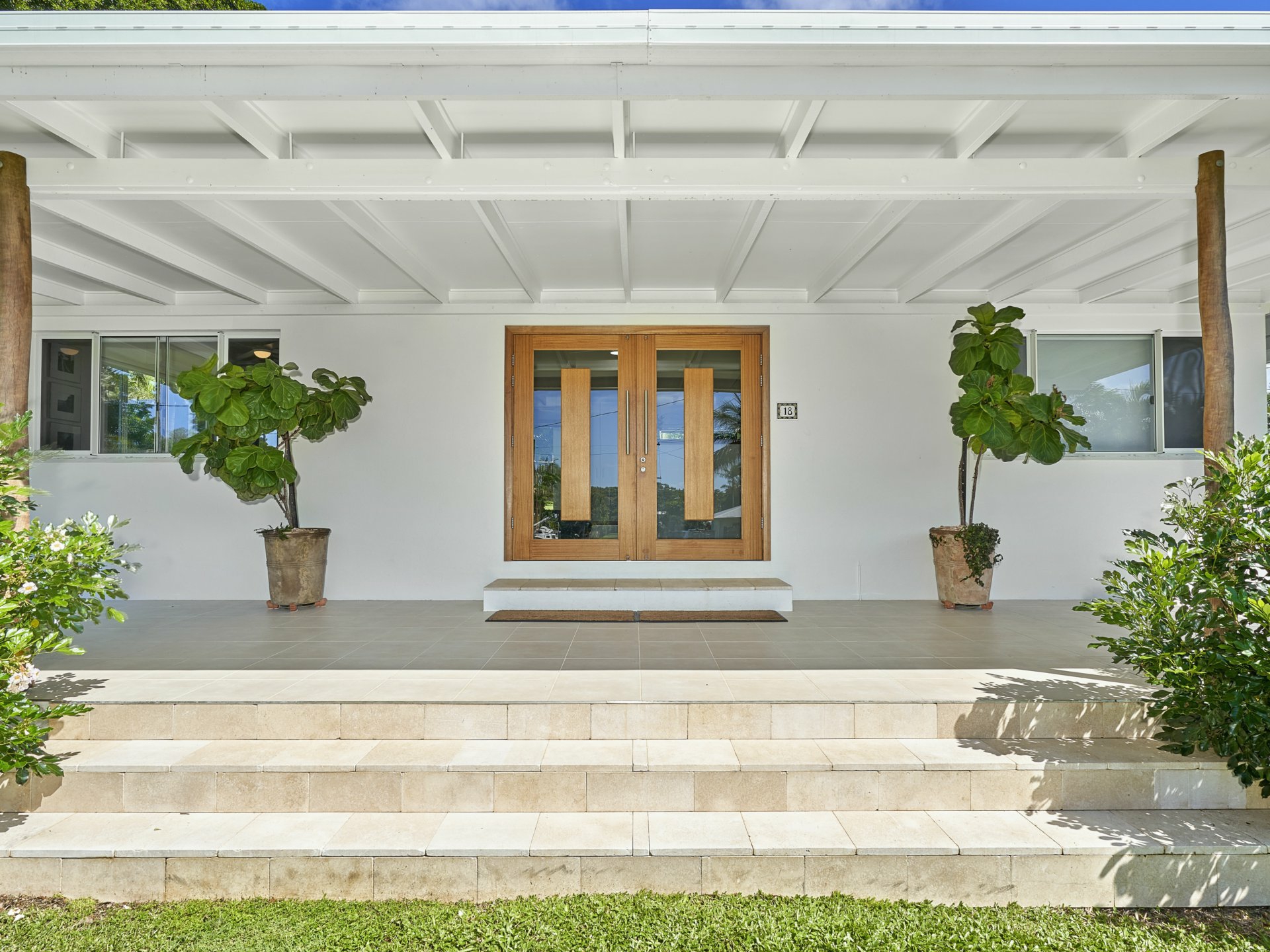 18 Boroko Close, Trinity Beach
