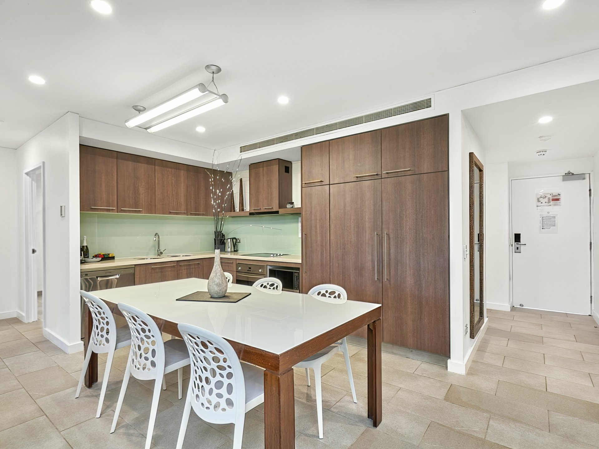 312-313/5 Triton Street, PALM COVE