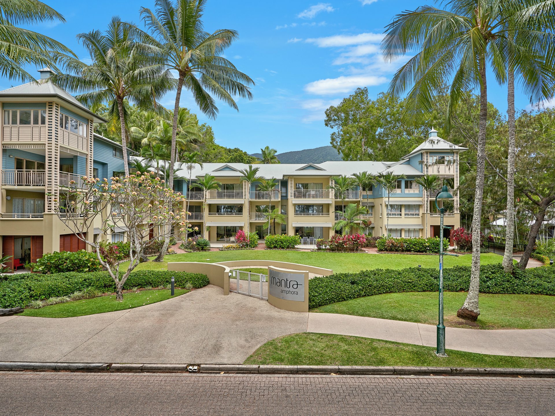 631/49-63 Williams Esplanade, PALM COVE